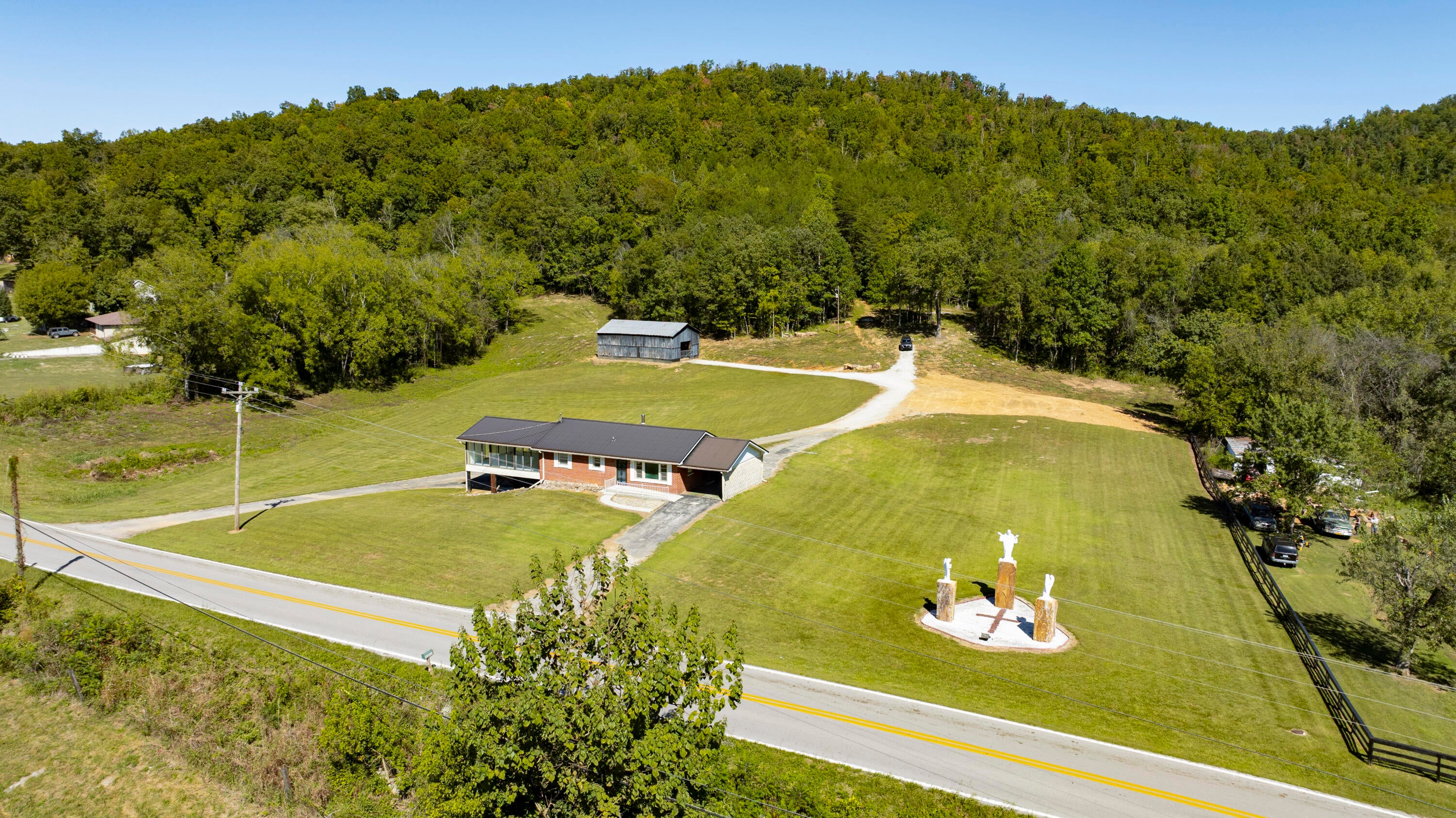 6777 E Highway 92 — photo