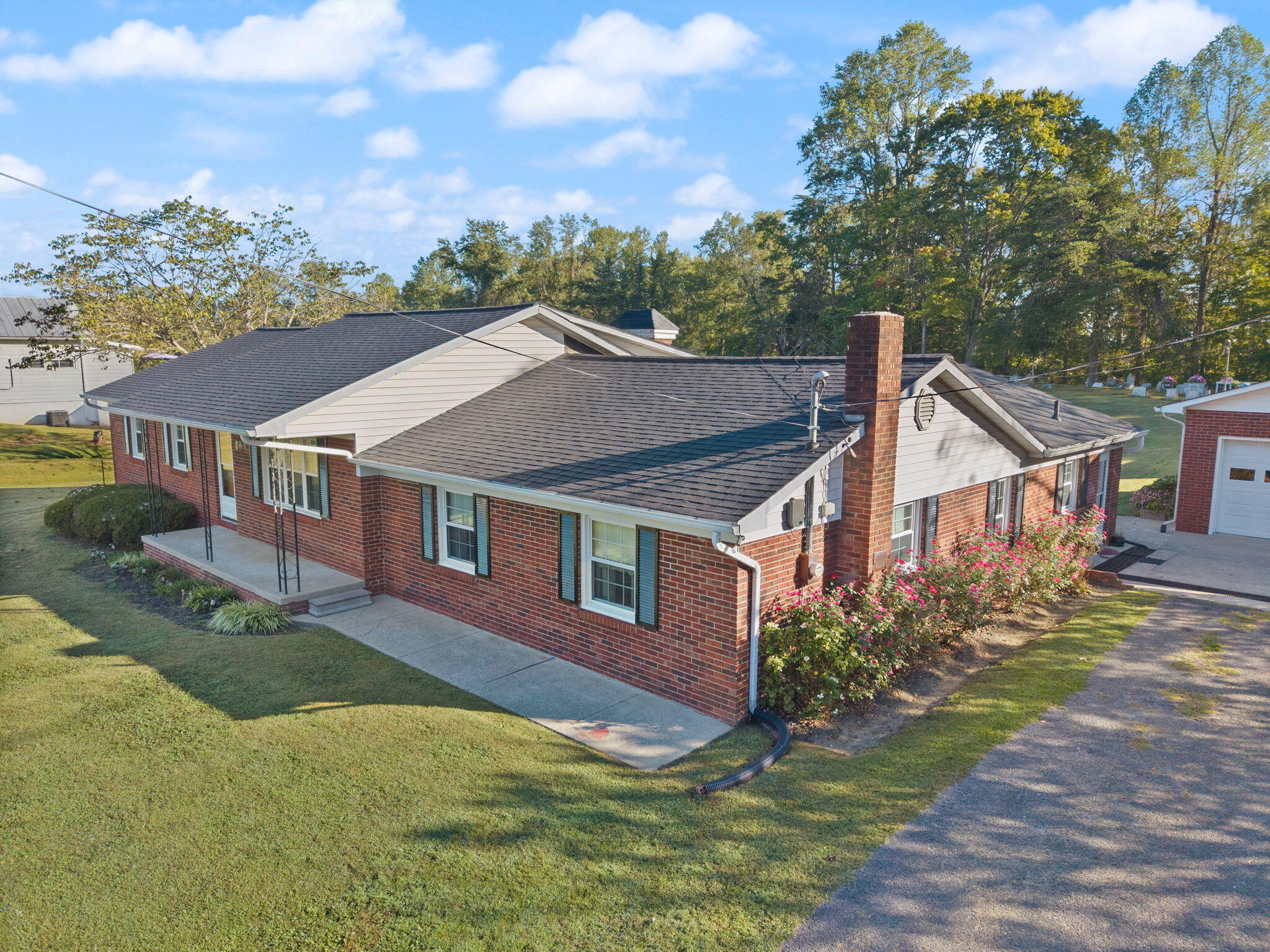 679 Proctor Road — photo