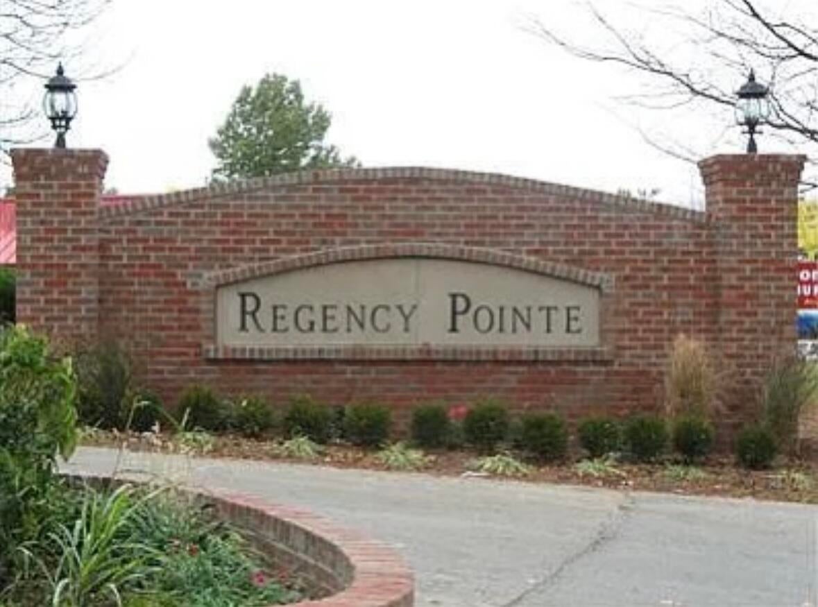 201 Regency Point Path — photo