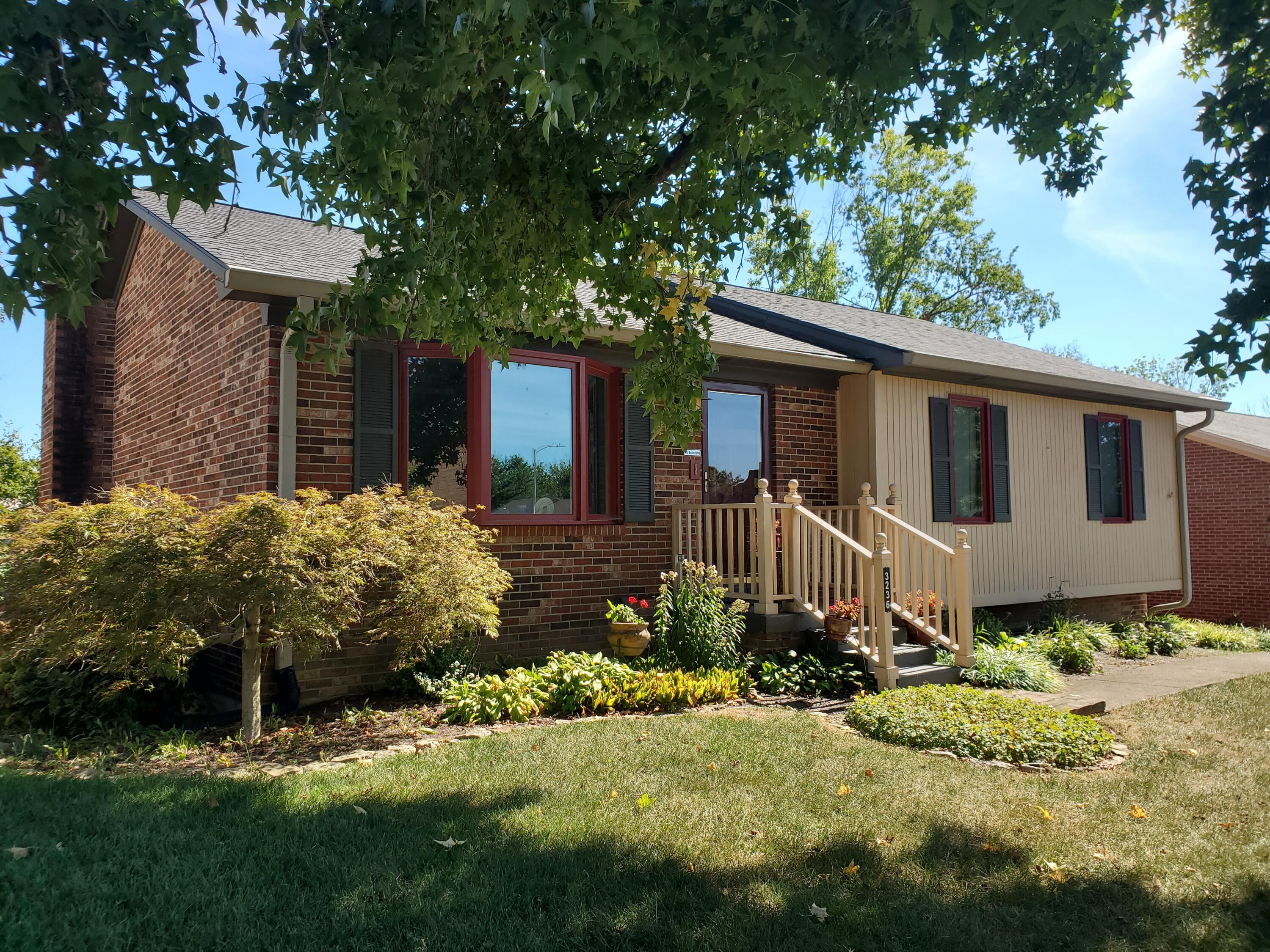 3236 Hunters Point Drive — photo