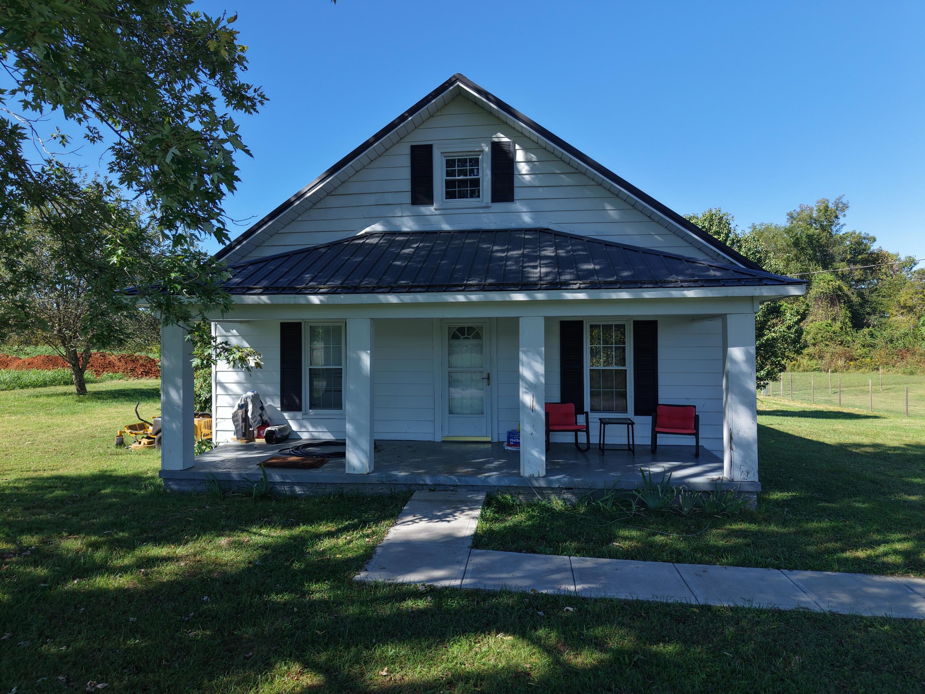 1221 Elihu Cabin Hollow Road — photo