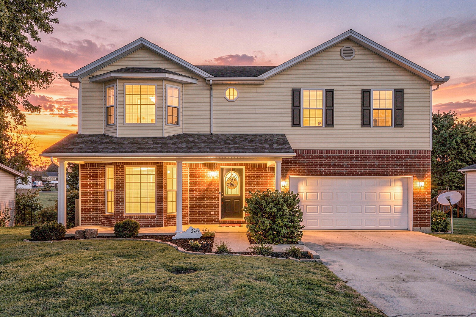 2262 Clearwater Drive — photo