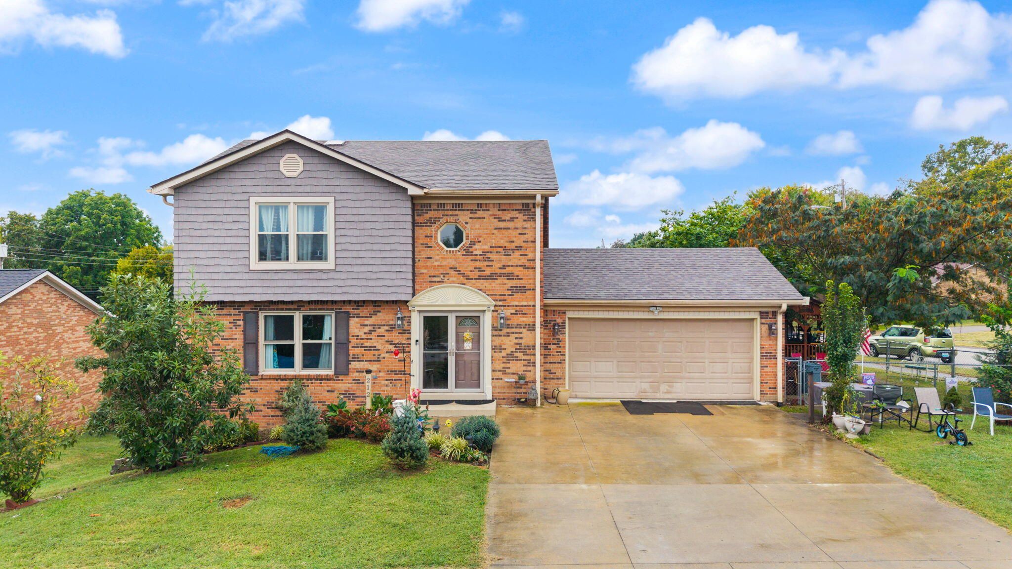 212 Bay Meadows Drive — photo