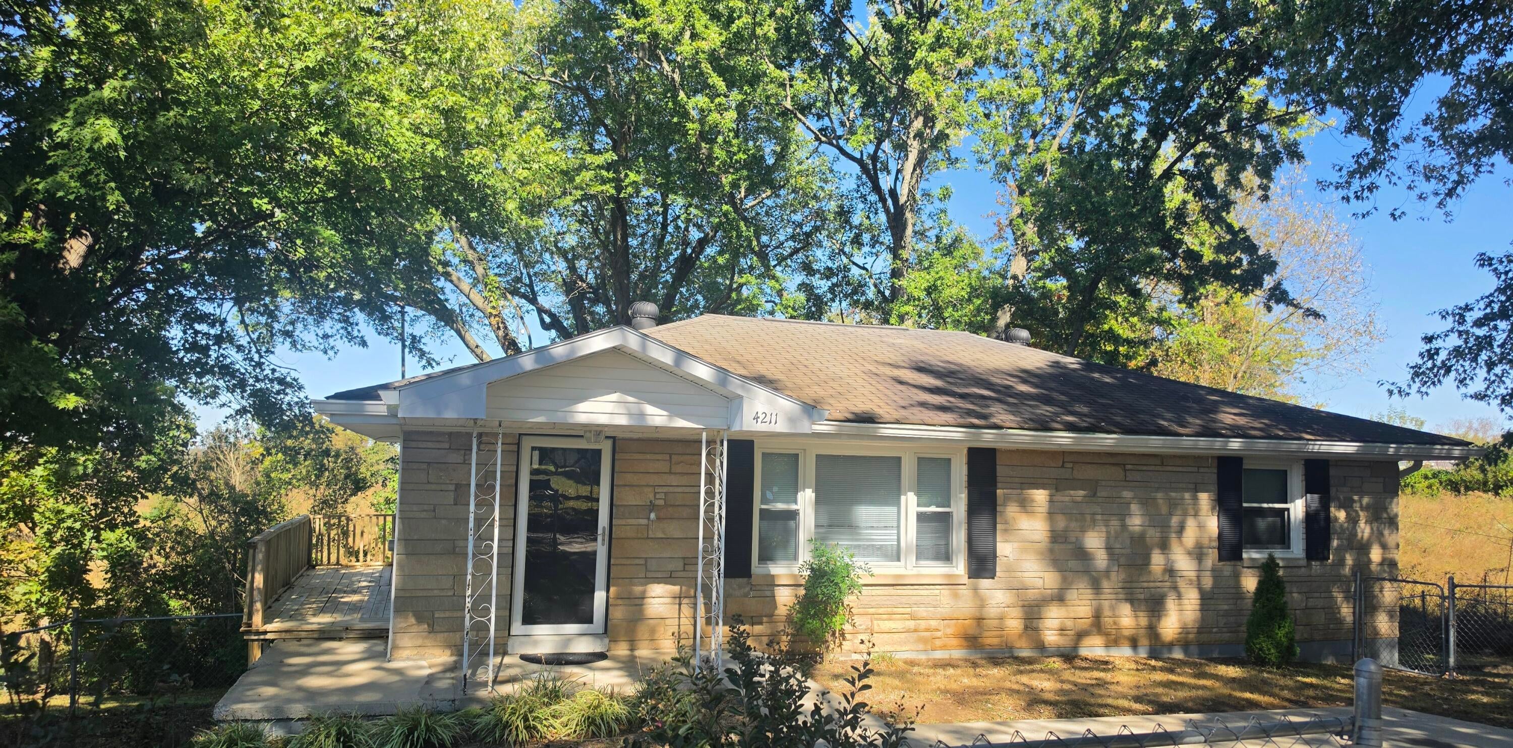 4211 Junior Street — photo