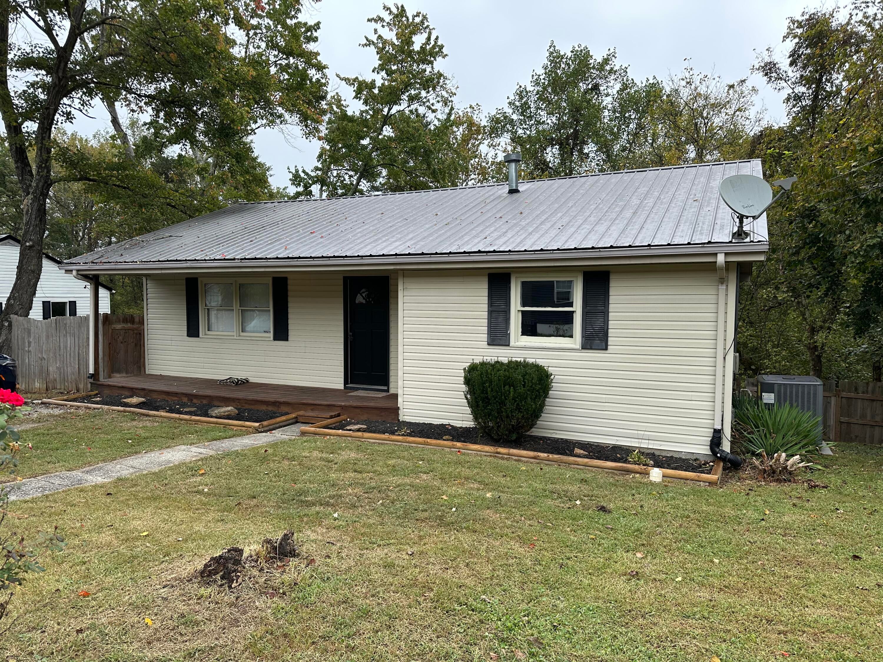 908 Bullock Drive — photo