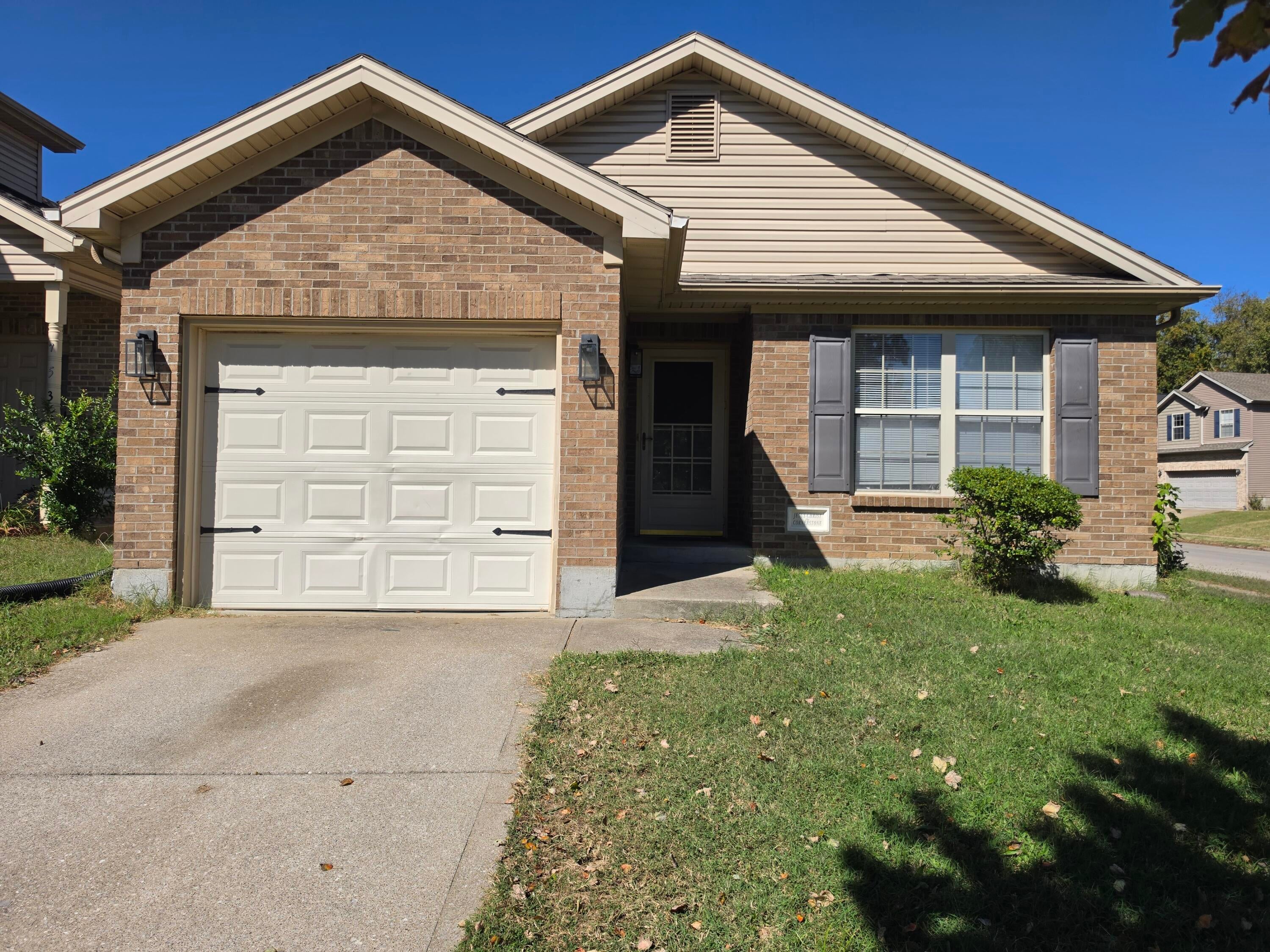 757 Statesman Way — photo