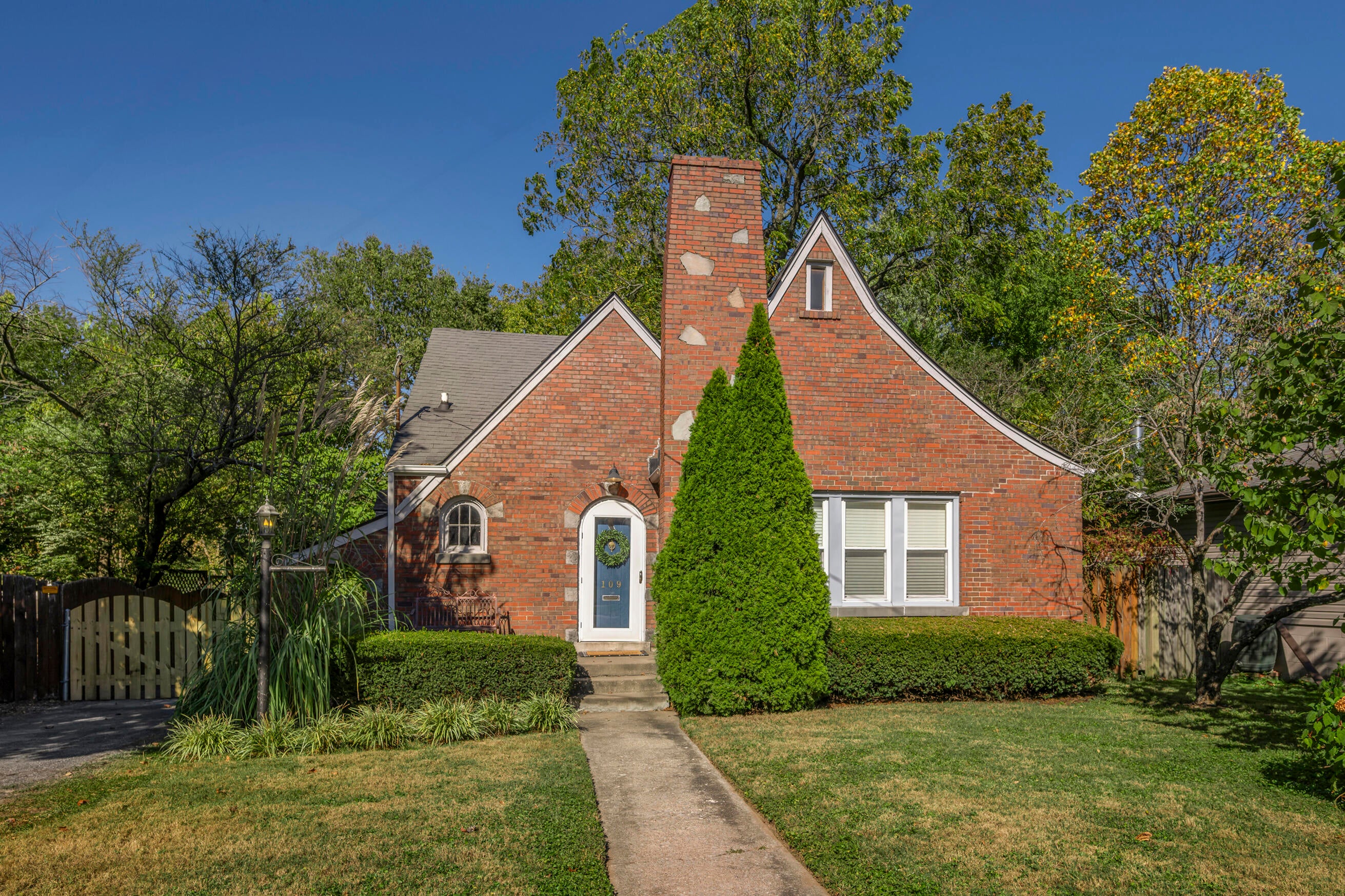 109 Wabash Drive — photo
