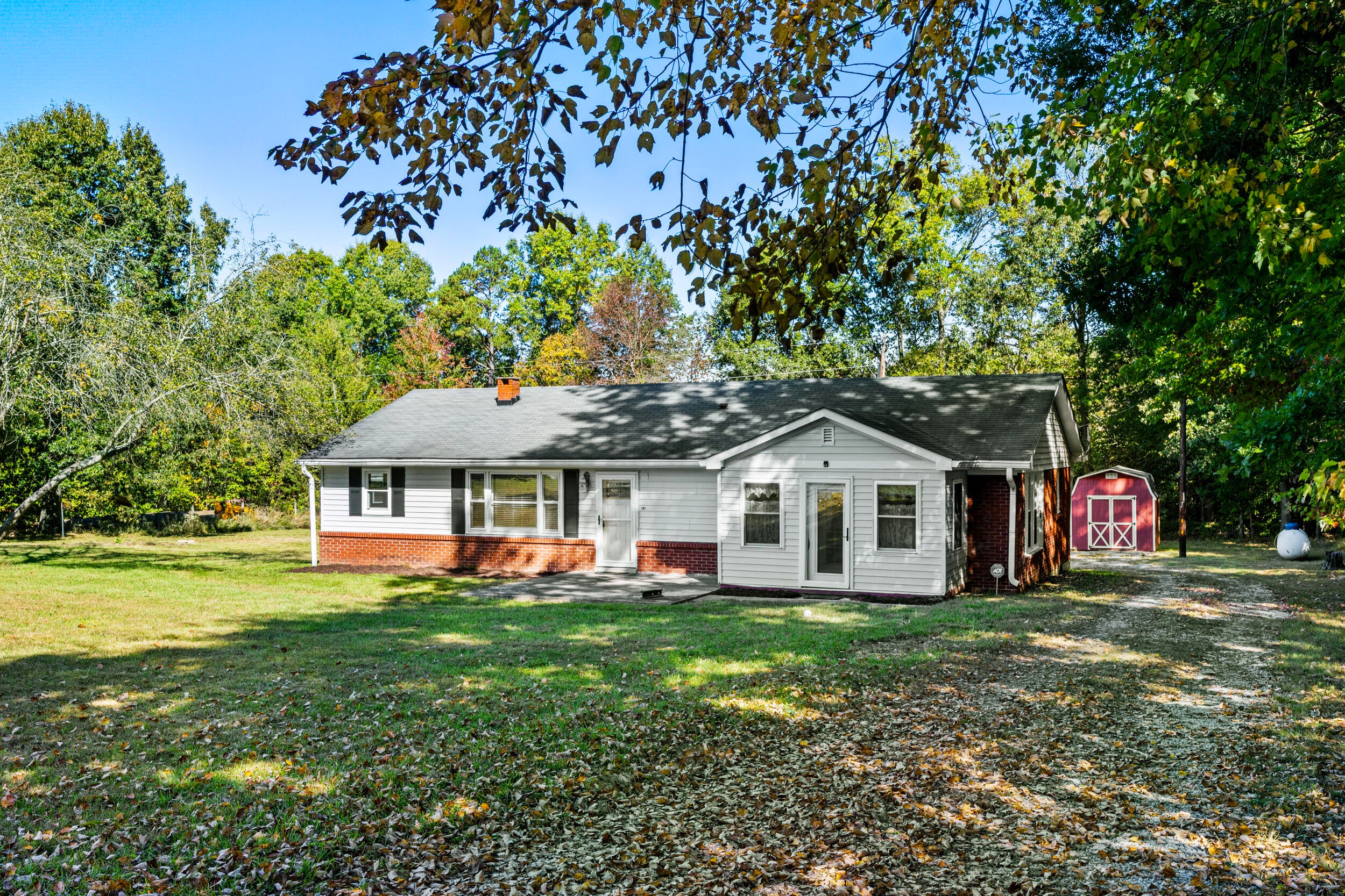 395 Lower Spruce Road — photo