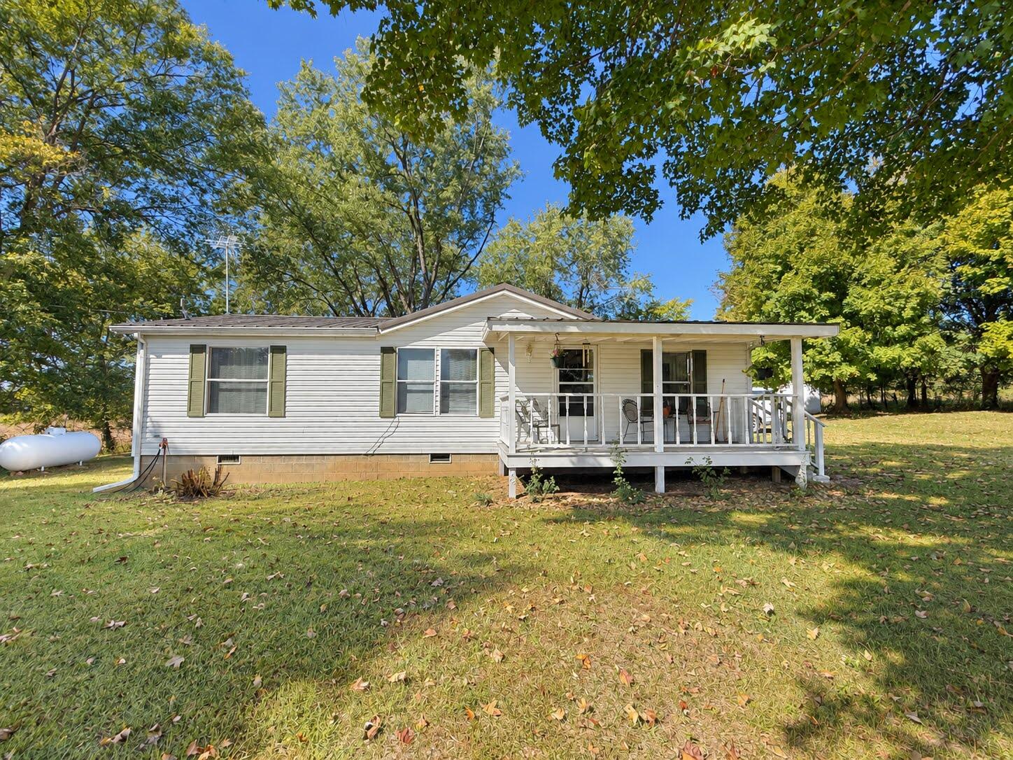 832 Irma Road — photo