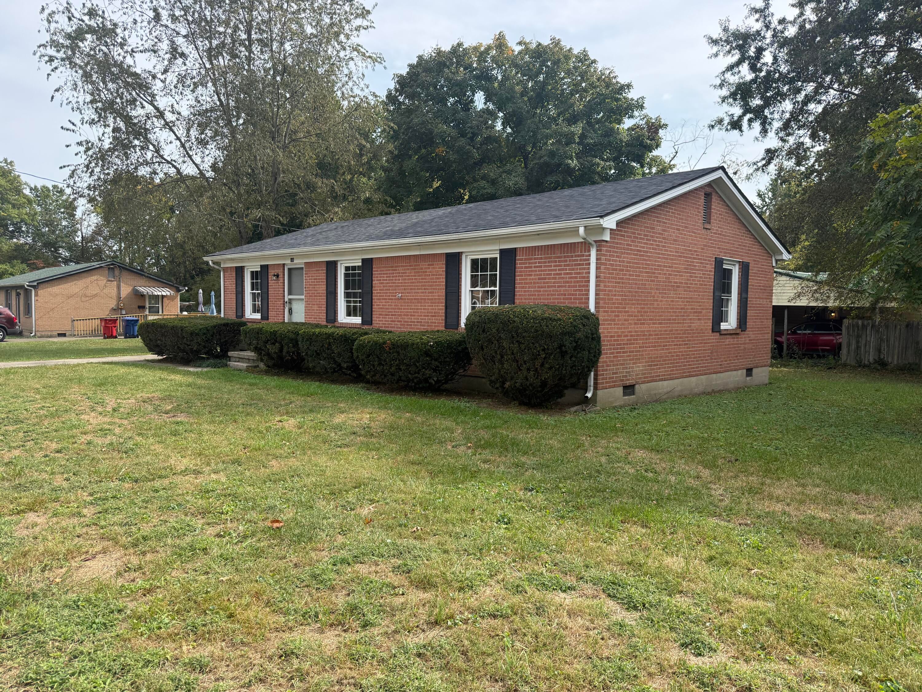 100 Brushwood Court — photo