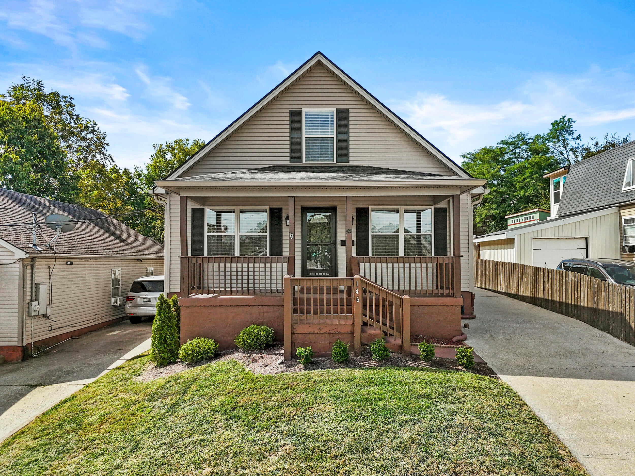 146 Ashton Drive — photo