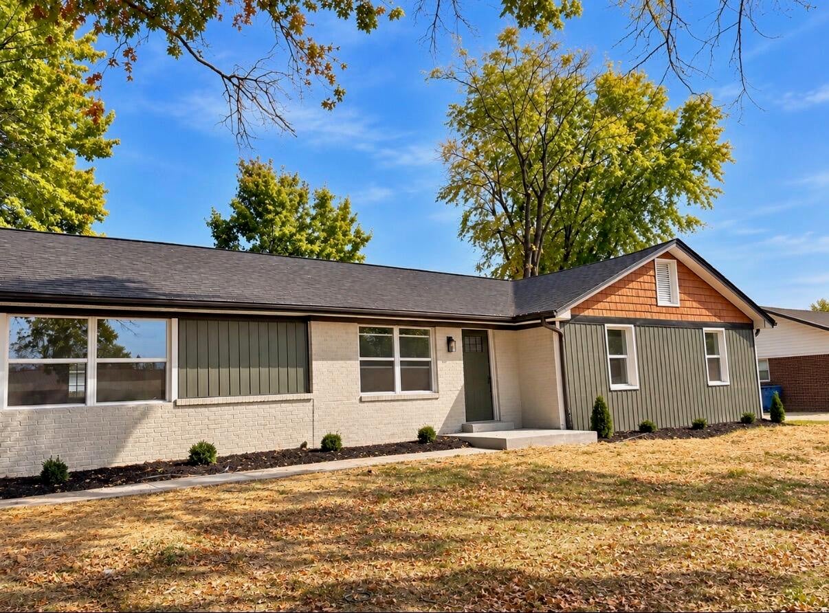 401 Sunset Drive — photo