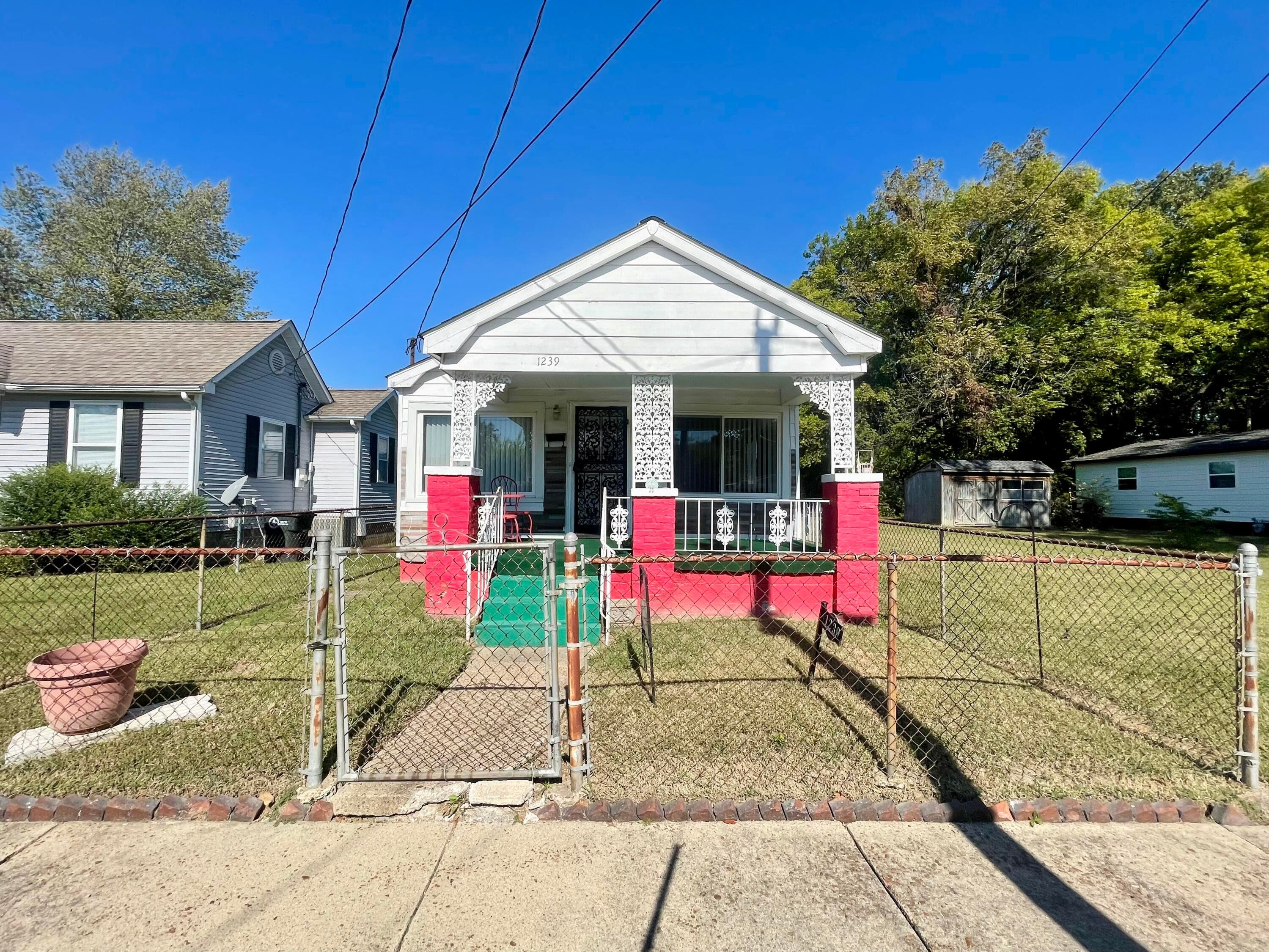 1239 Harrison Street — photo