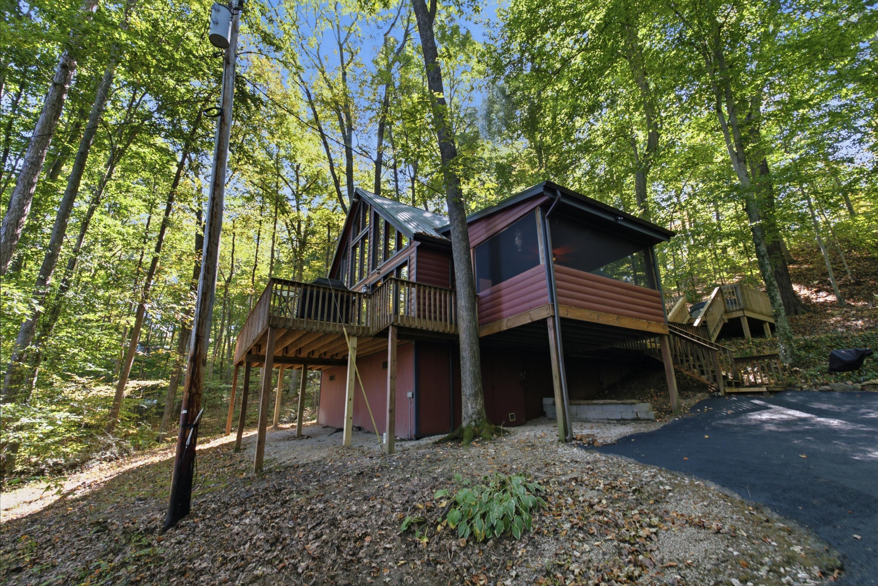 2 Diamond Drive — photo