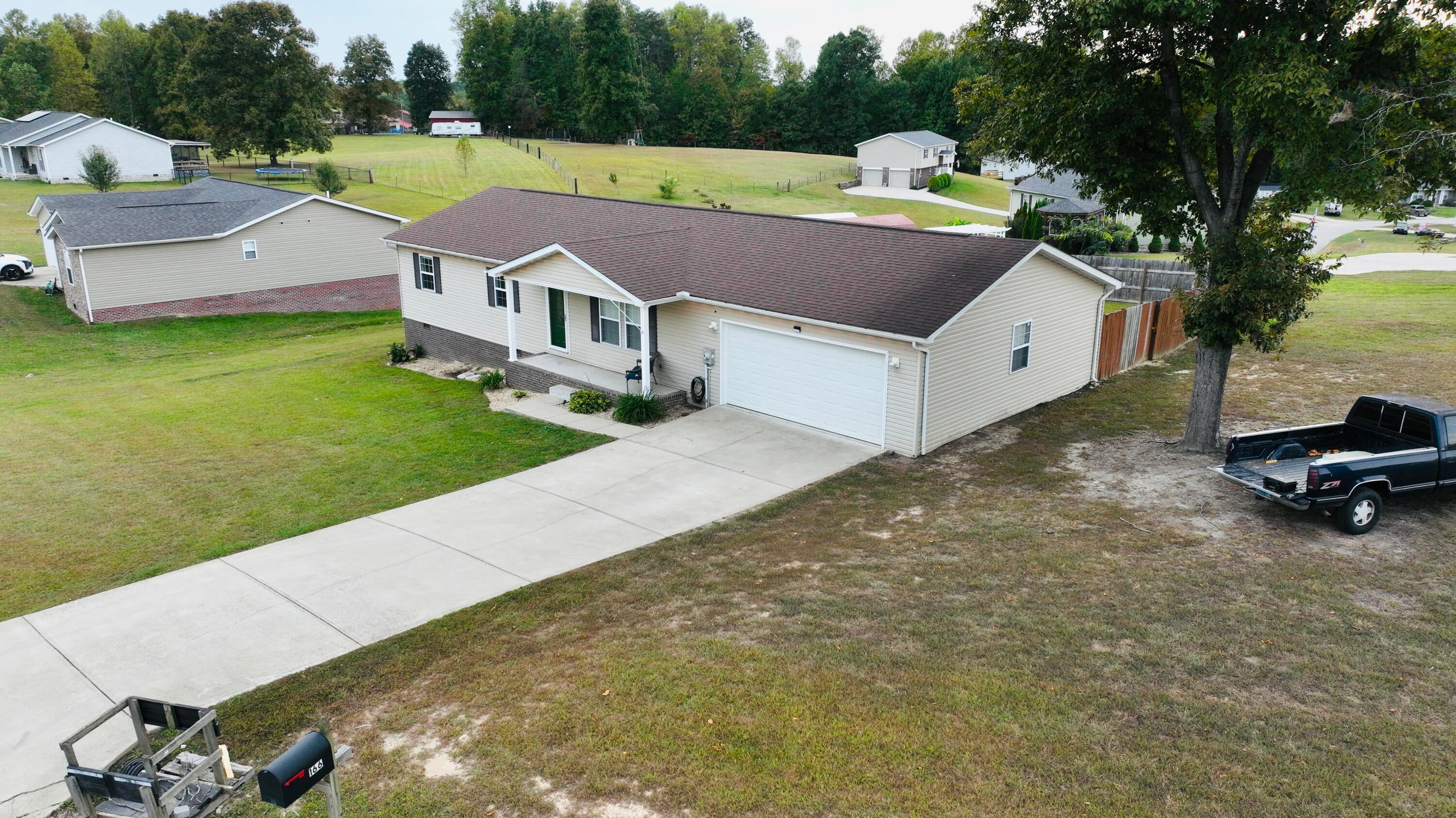 166 Hickory Ridge Drive, Corbin, KY 40701 — photo 2