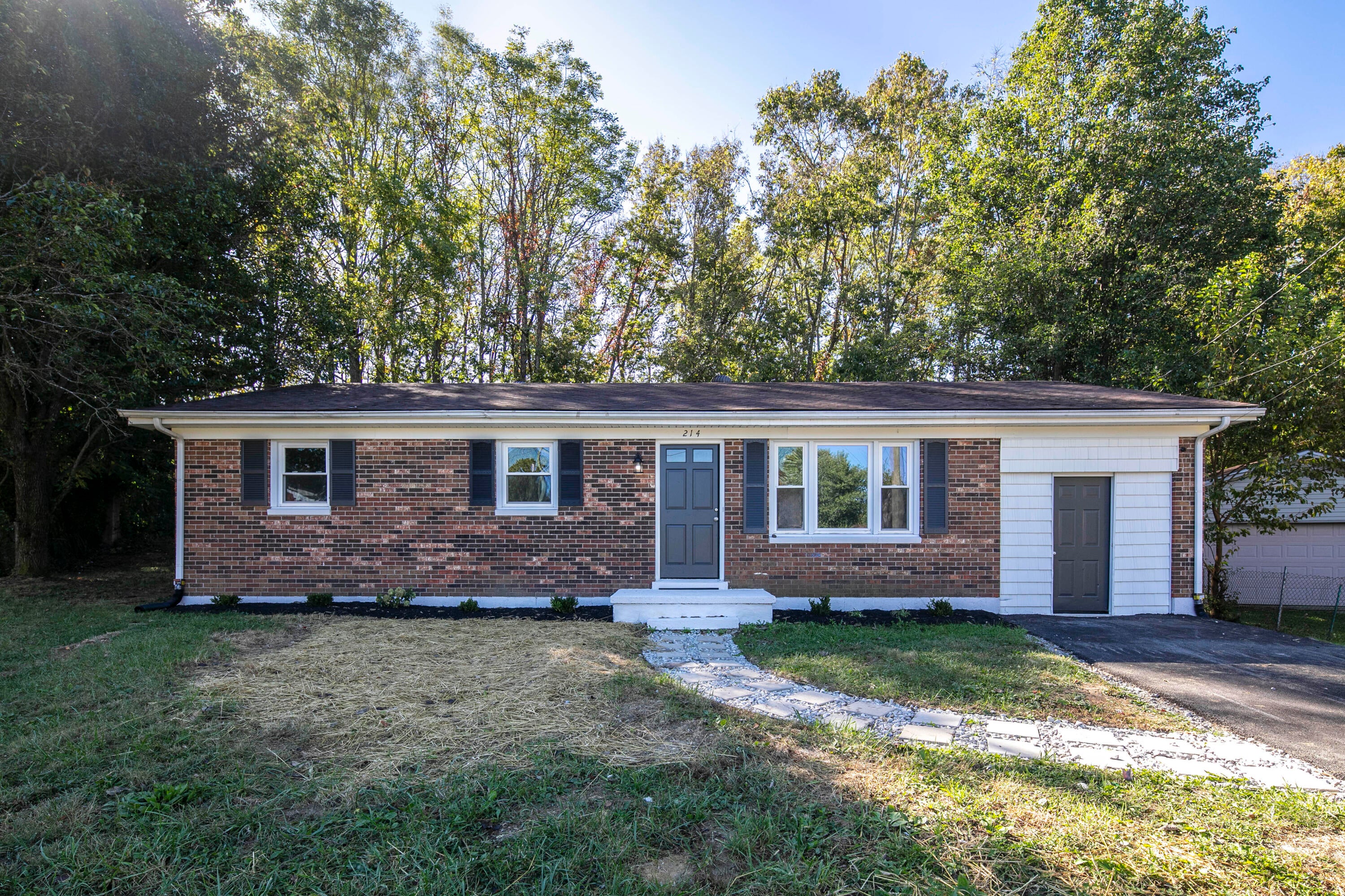 214 Center Drive — photo