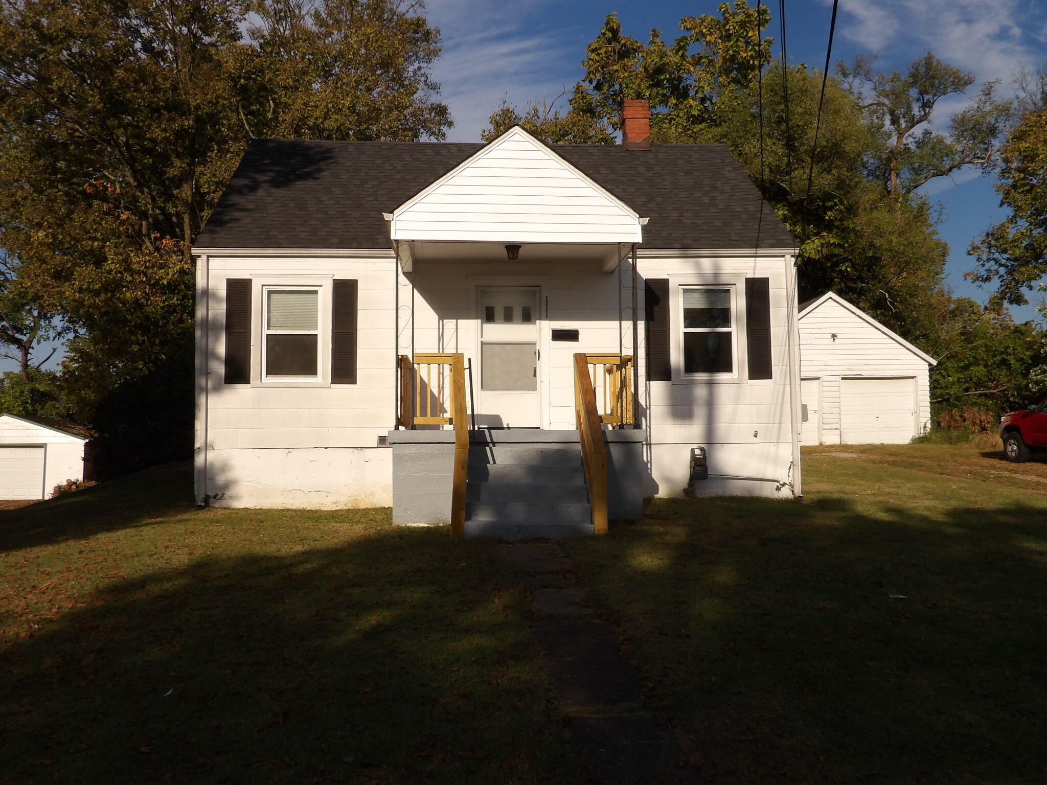 111 Allnutt Drive — photo