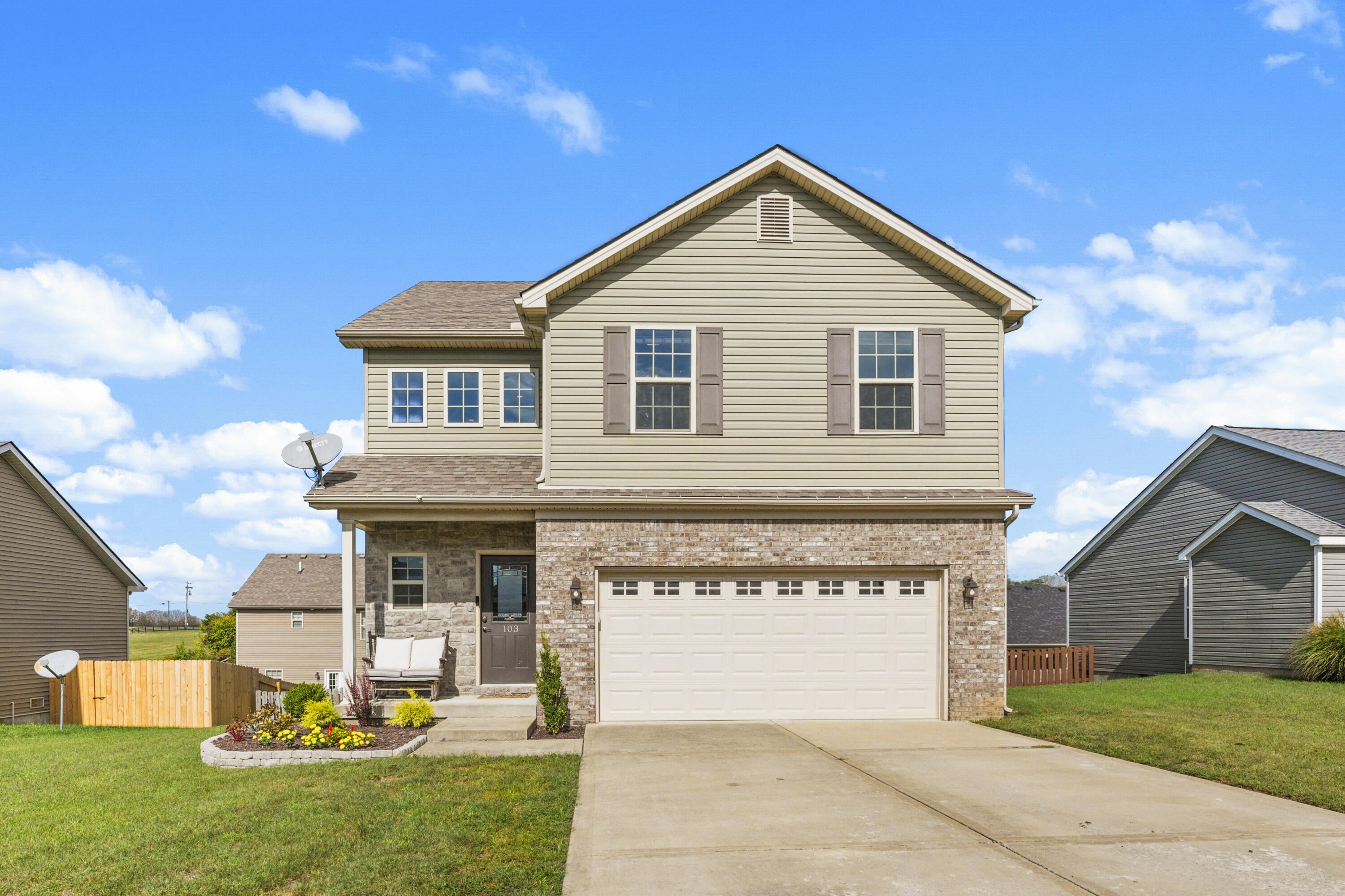 103 Rich Lane — photo