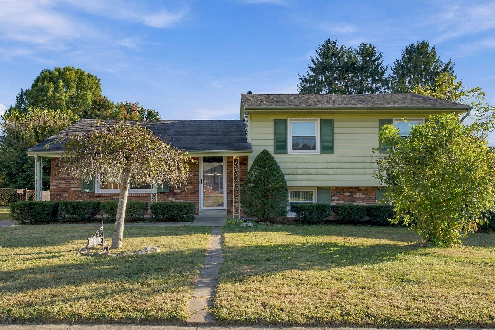 864 Pinkney Drive — photo