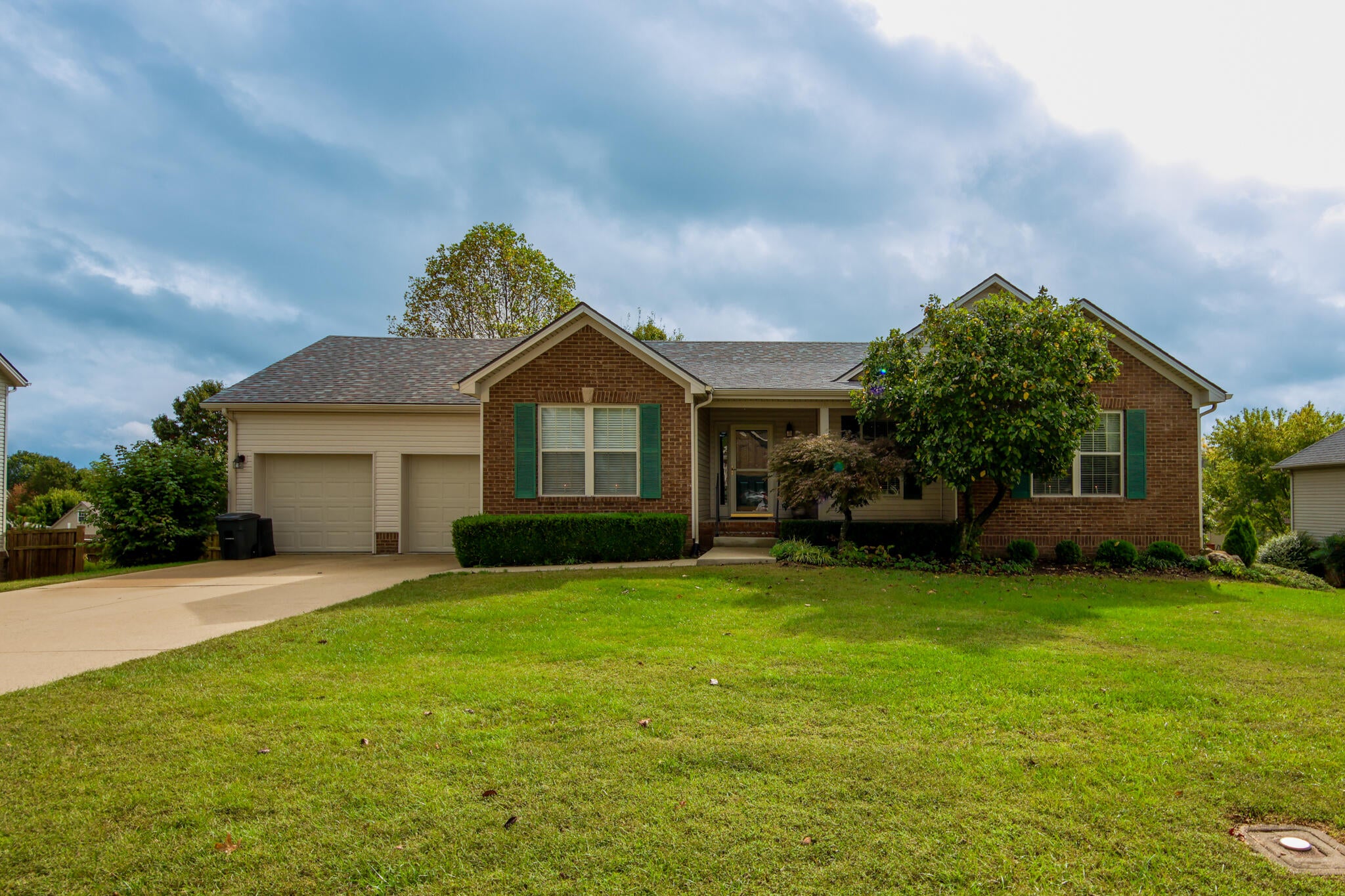 285 Rose Drive — photo