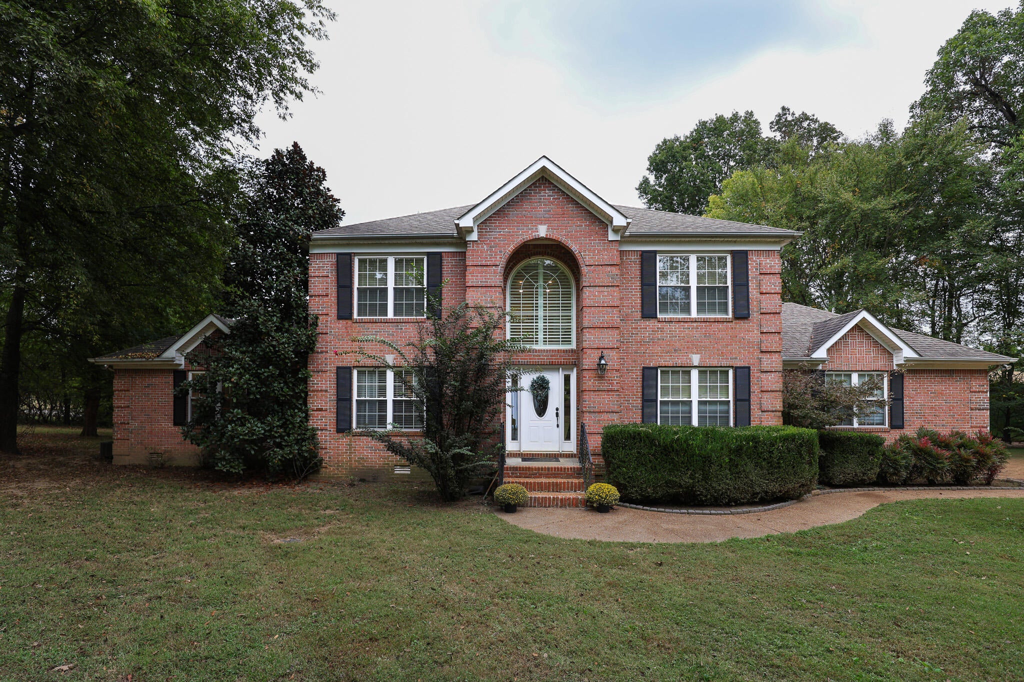 147 Mulberry Place — photo