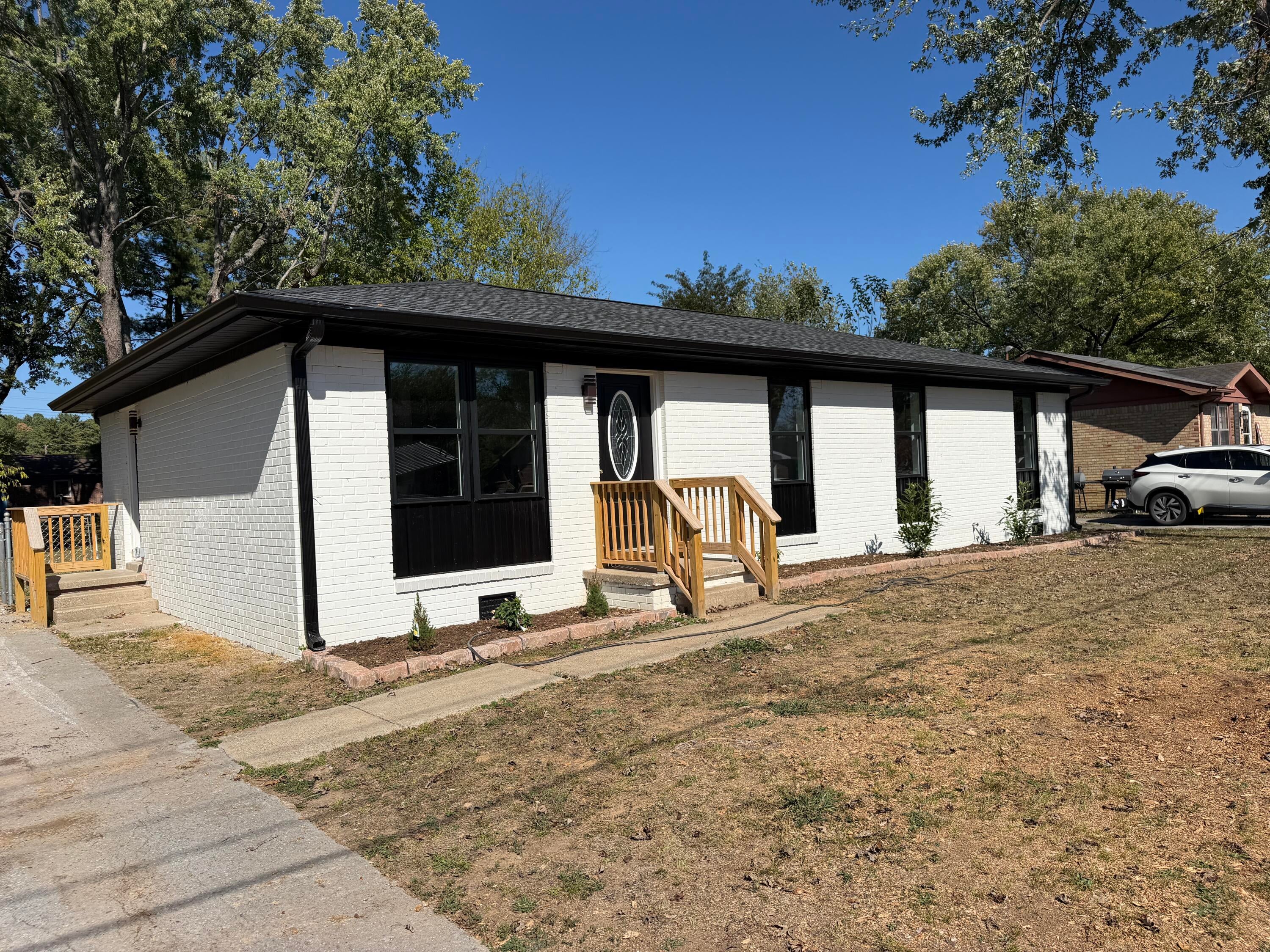104 Boxwood Drive — photo