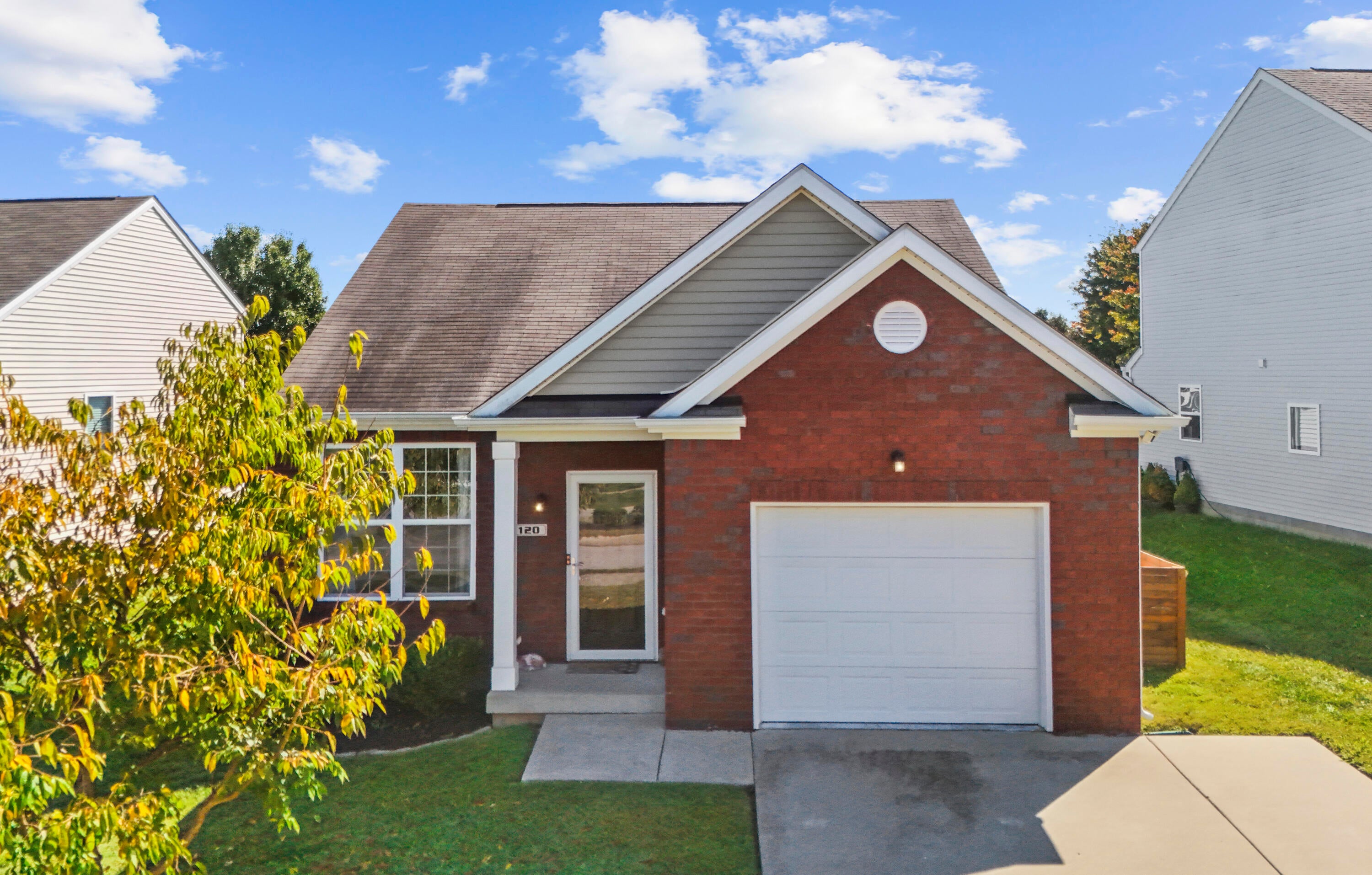 120 Thorndale Drive — photo