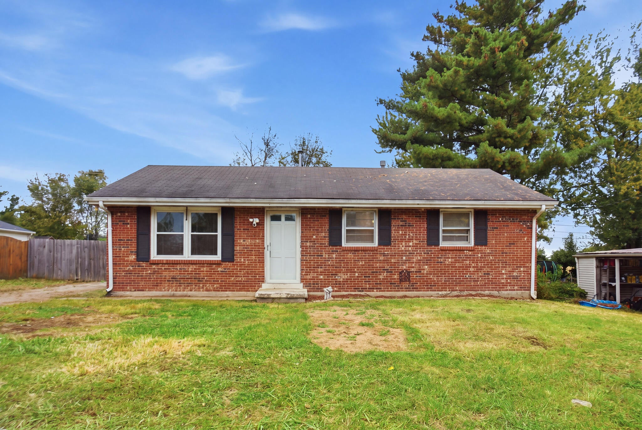 332 Bryanwood Street — photo