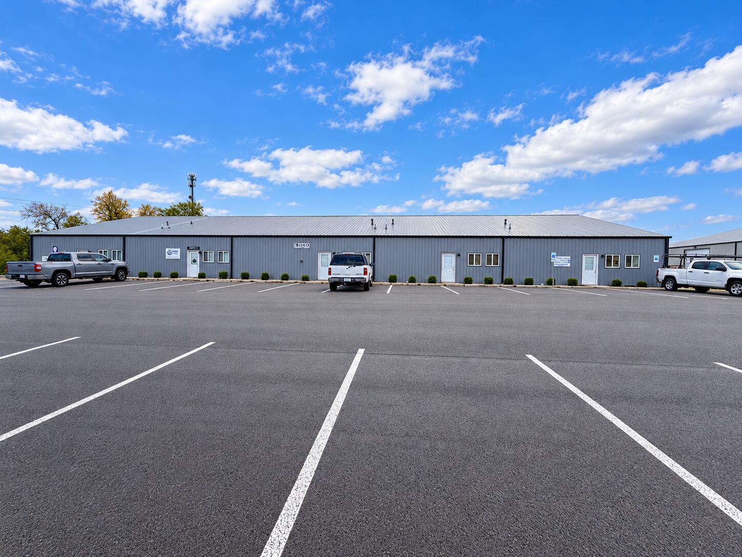 1040 Golden Leaf Boulevard 4 — photo