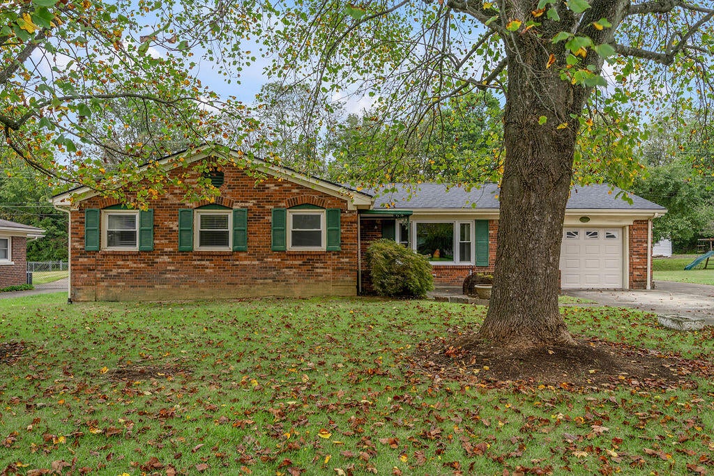 108 Westwood Drive — photo
