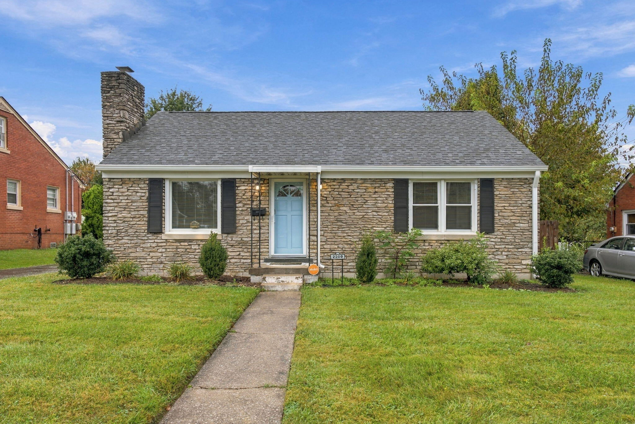 2209 Eastway Drive — photo
