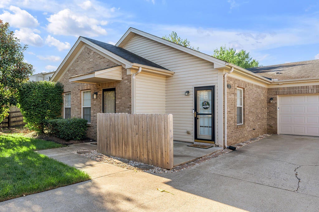 520 Goldon Trophy Trail — photo