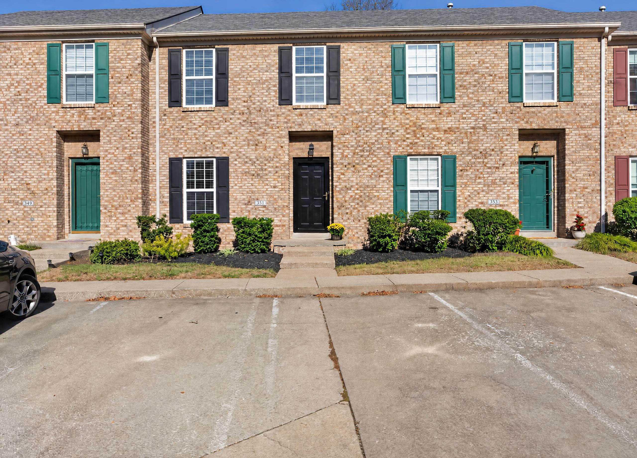 351 Furlong View Court — photo
