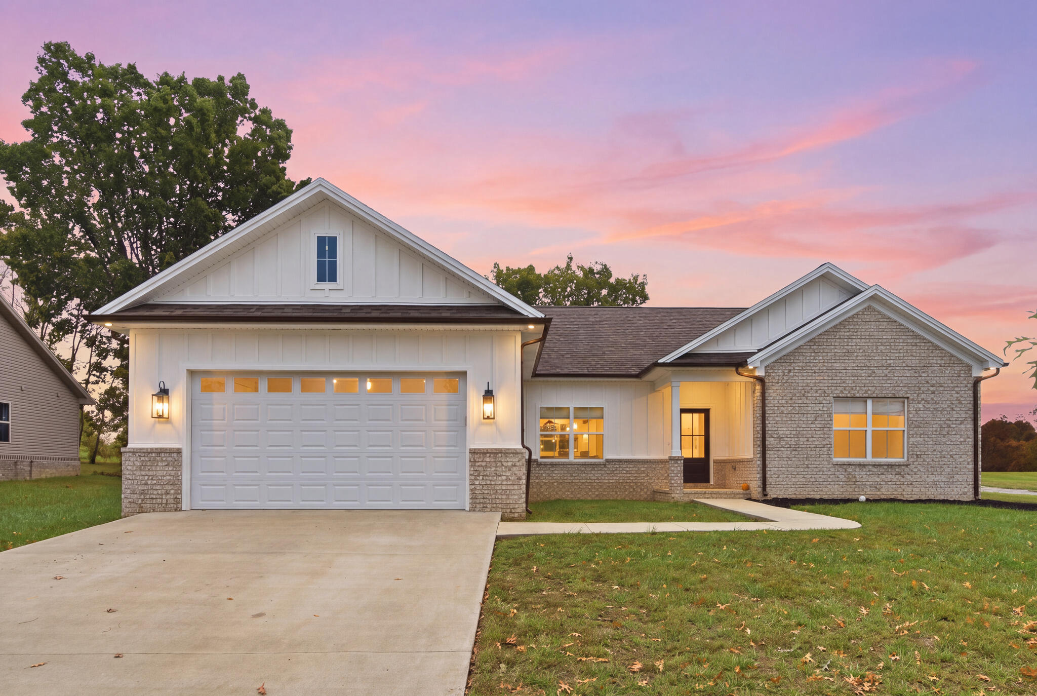 109 Oak Ridge Drive — photo
