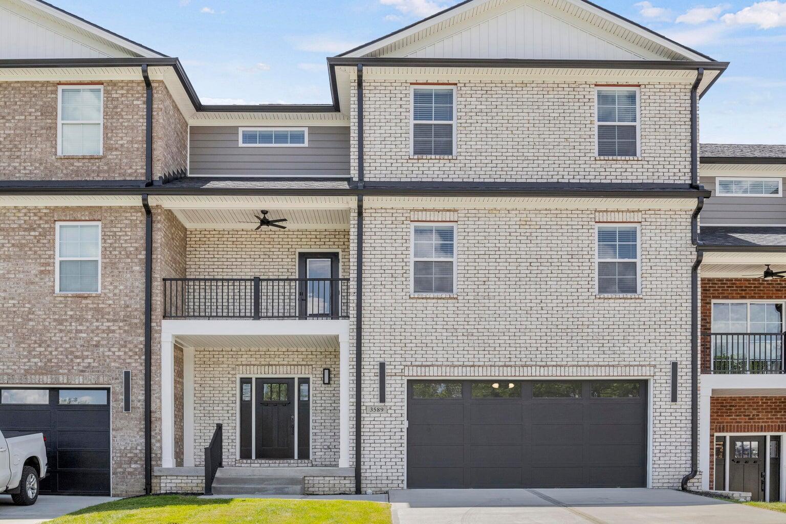 3589 Harper Woods Lane — photo