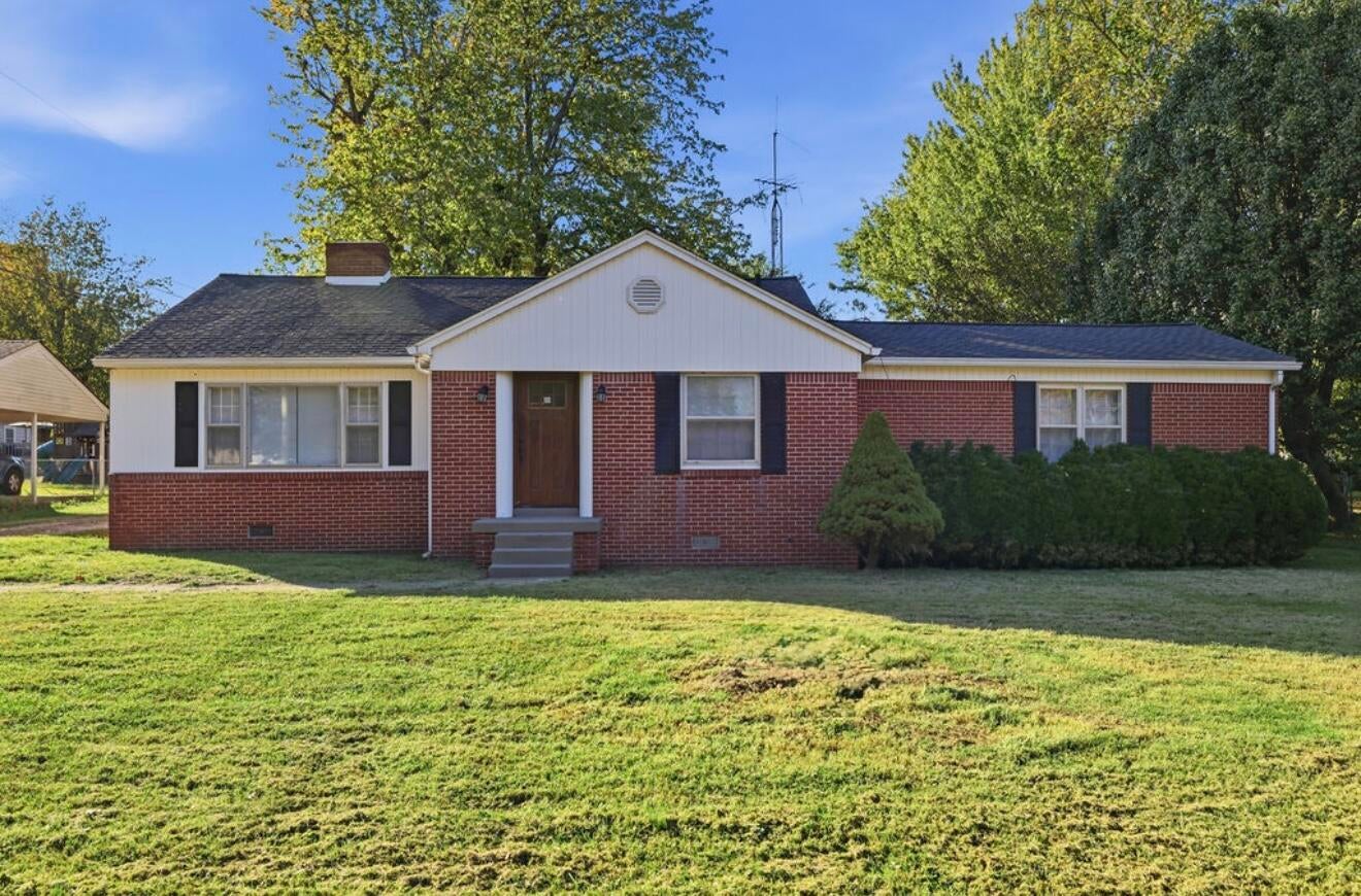 2221 Natchez Lane — photo