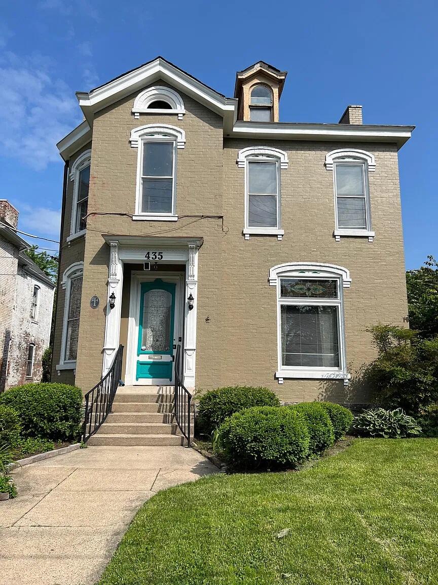 435 N Limestone B — photo