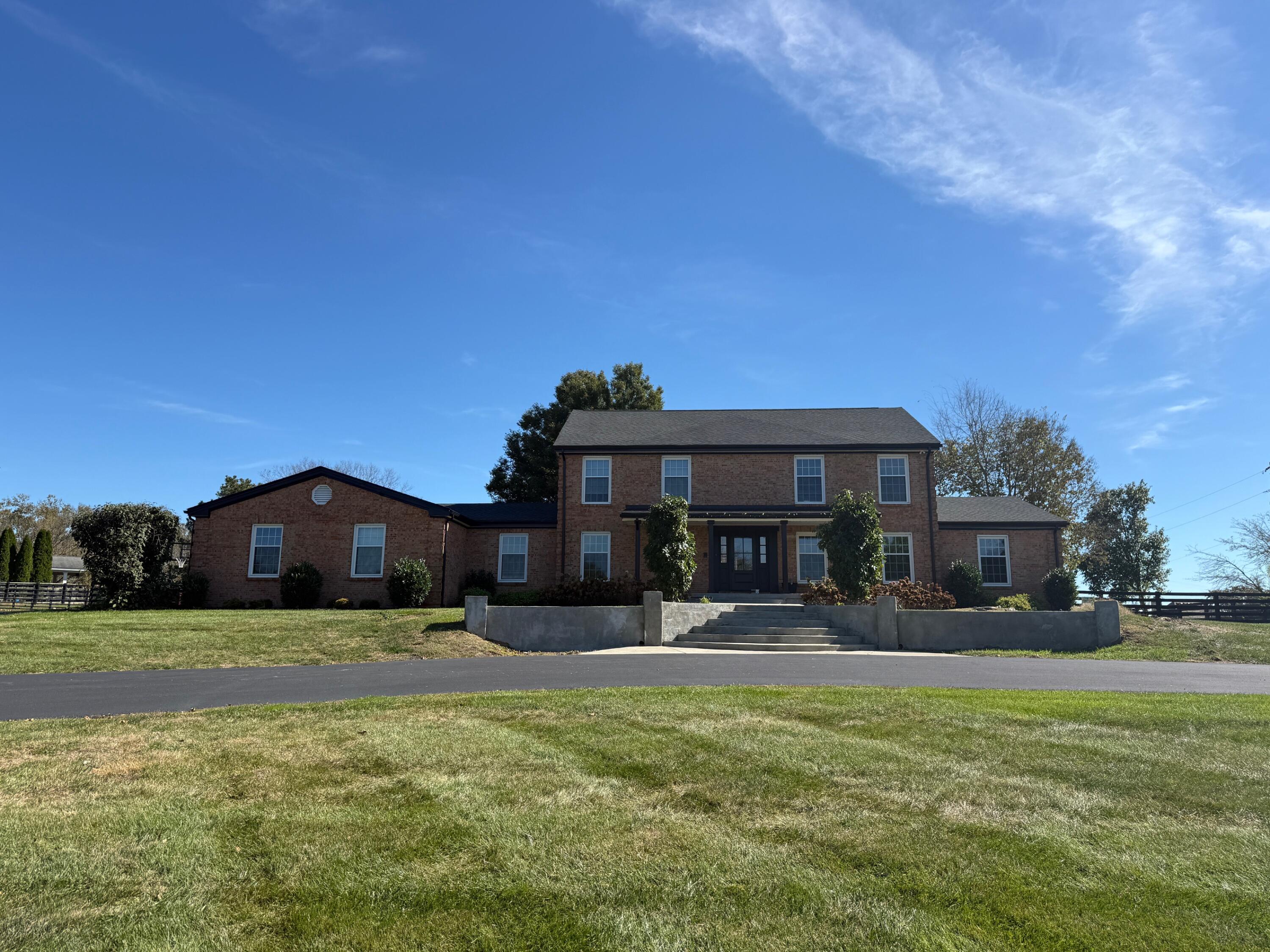 136 Paddock Drive — photo