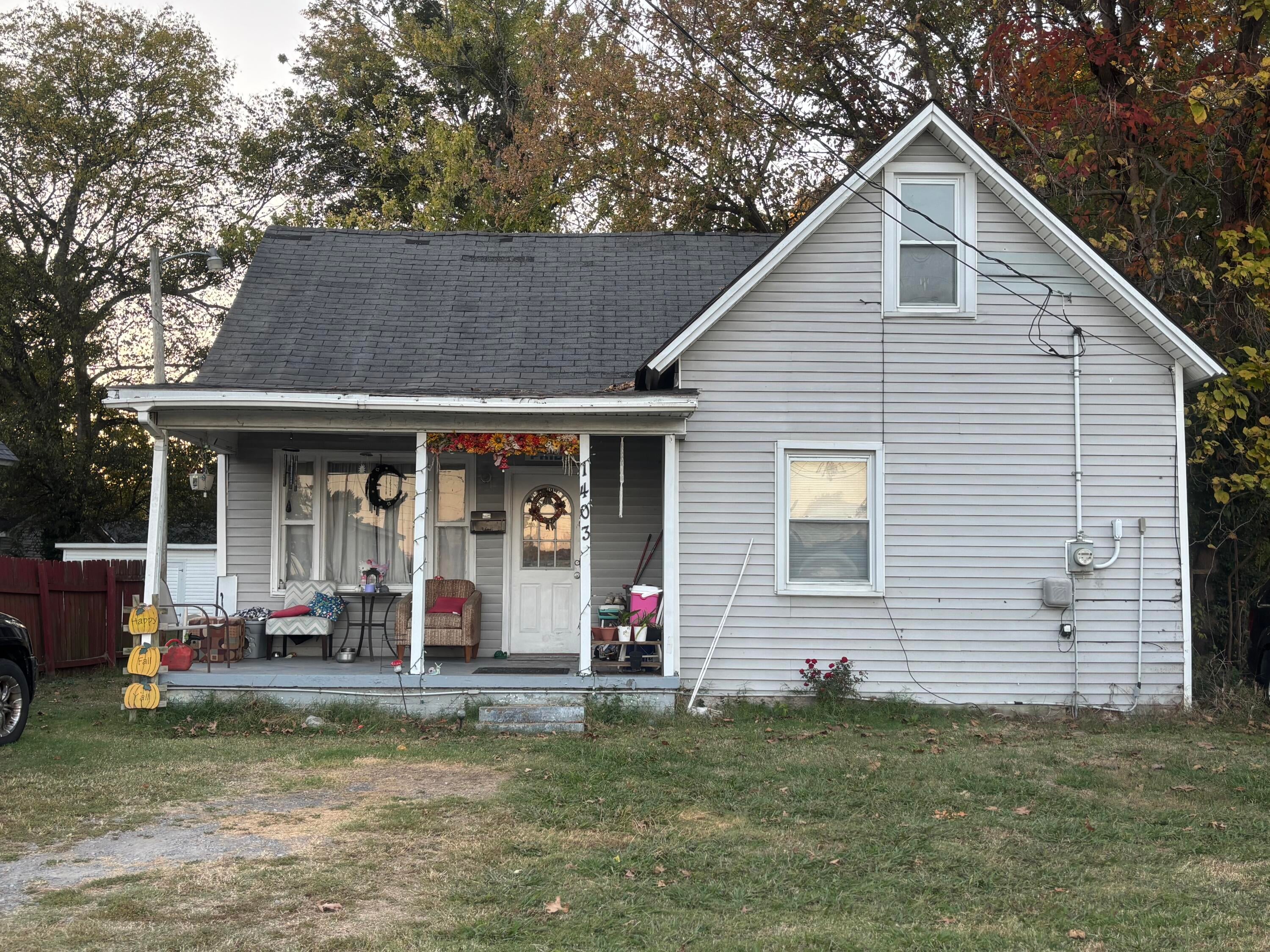 1403 Mayfield Road — photo