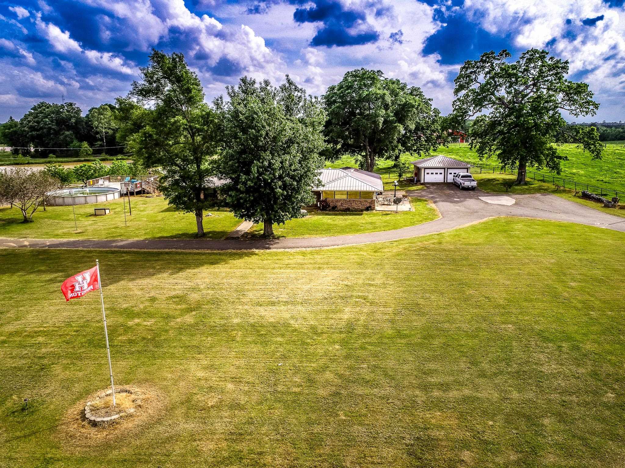2128 FM 3359 — photo