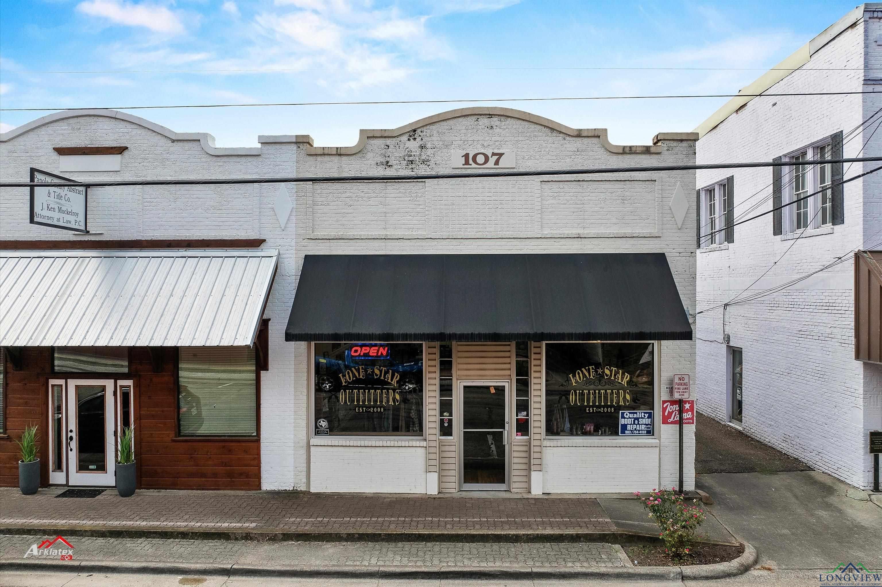 107 W Sabine St — photo