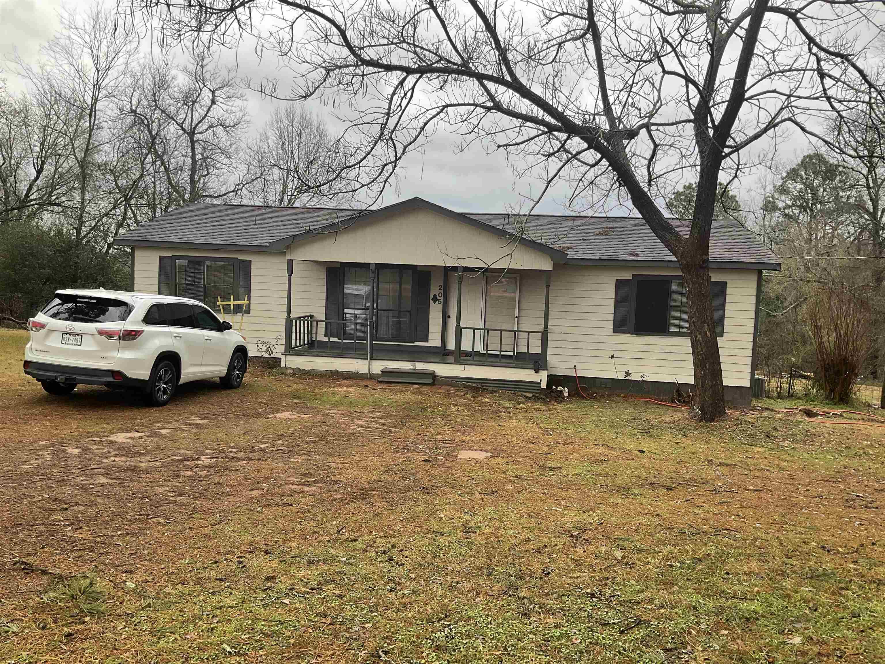 205 Pr 2127 — photo