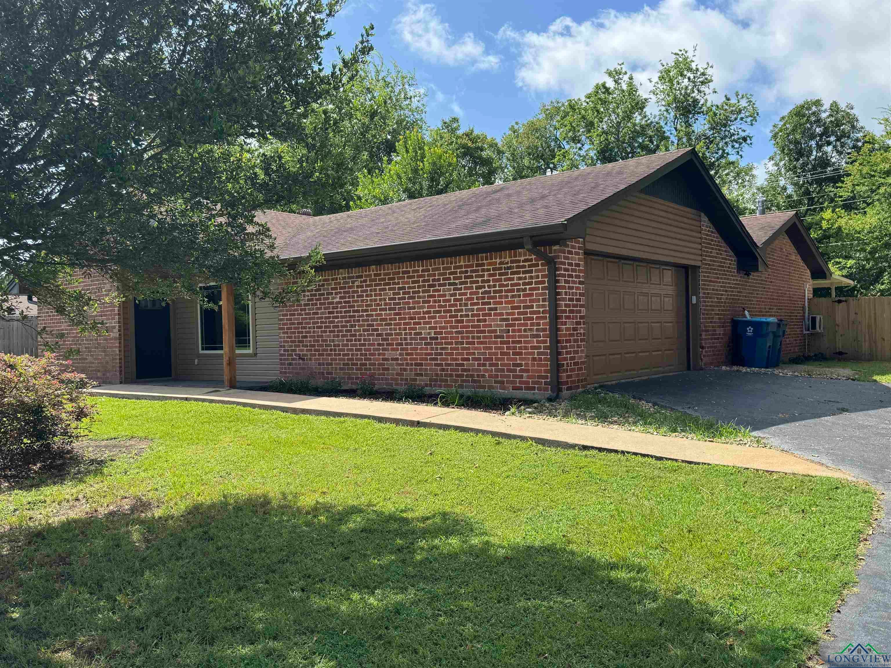 3406 County Line Road — photo