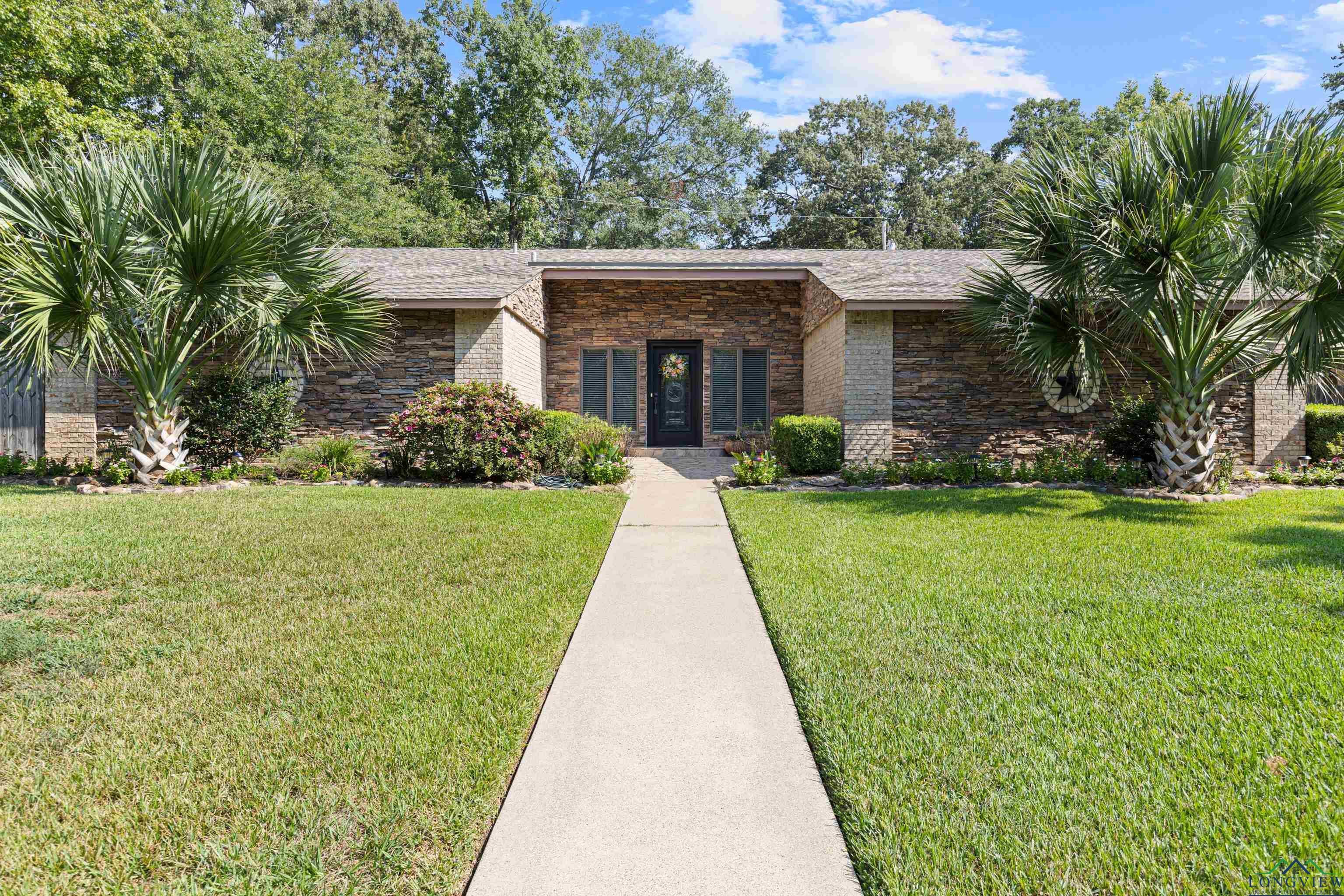 1100 Winchester Circle — photo