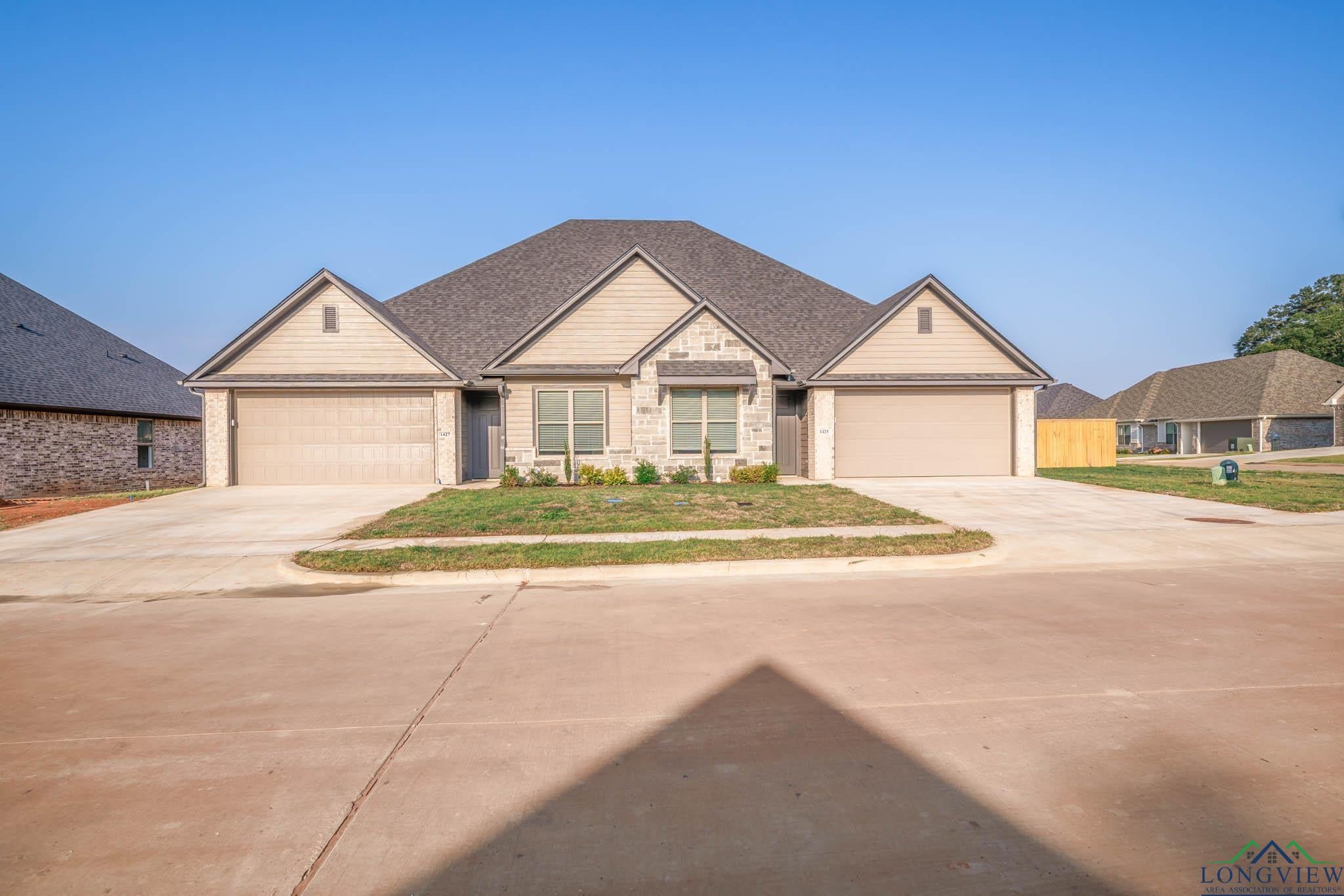 1427 Page Valley Cir — photo