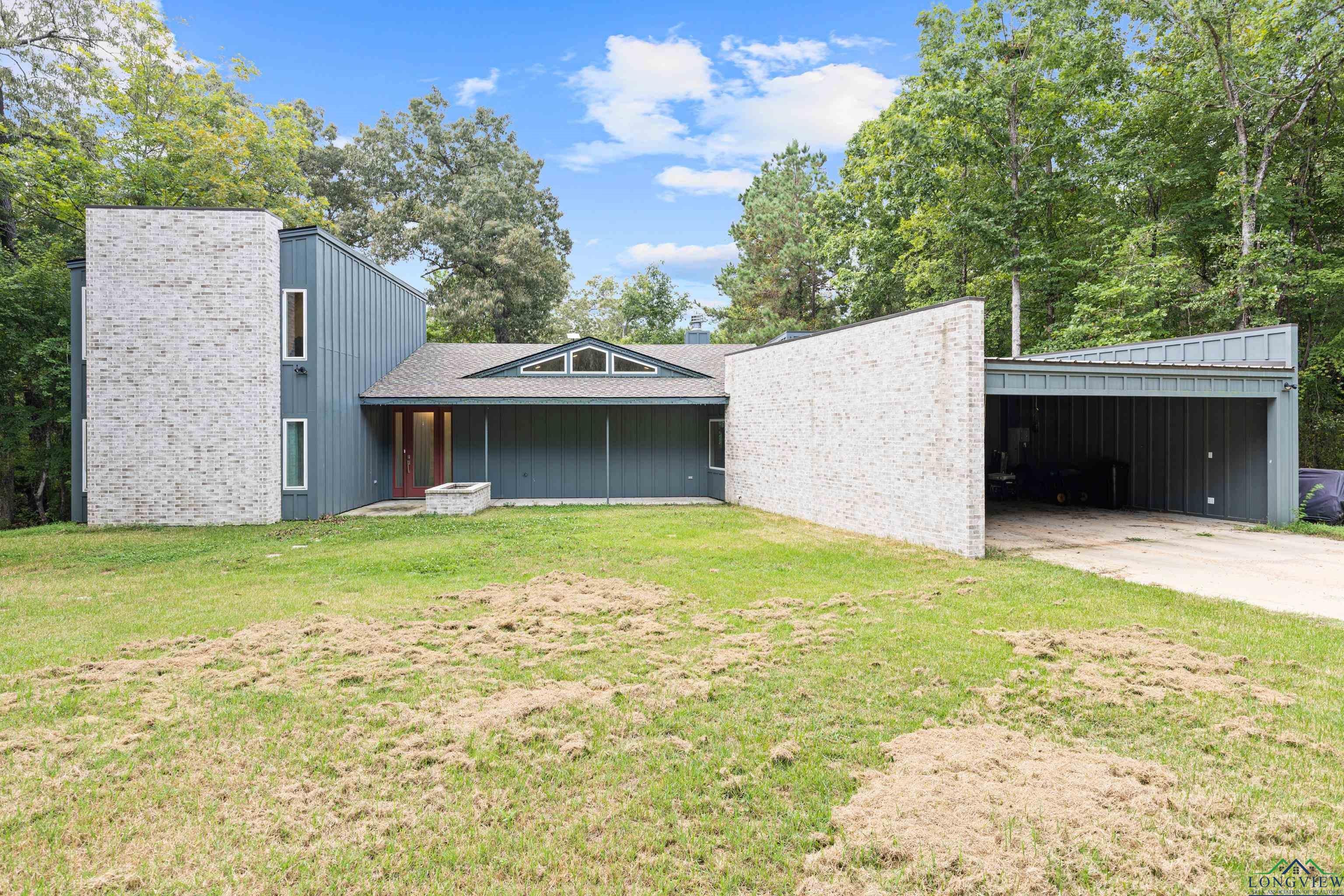242 Pr (Private Road) 4322 — photo