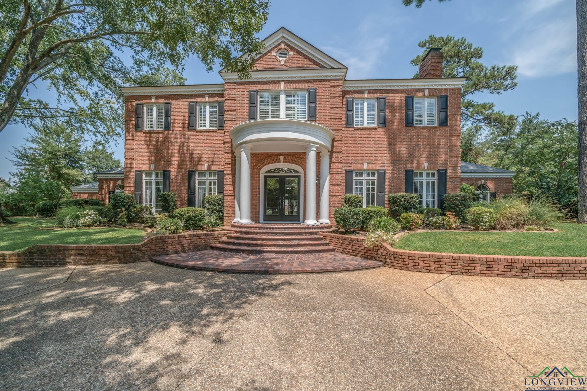 1305 Mockingbird Ln — photo