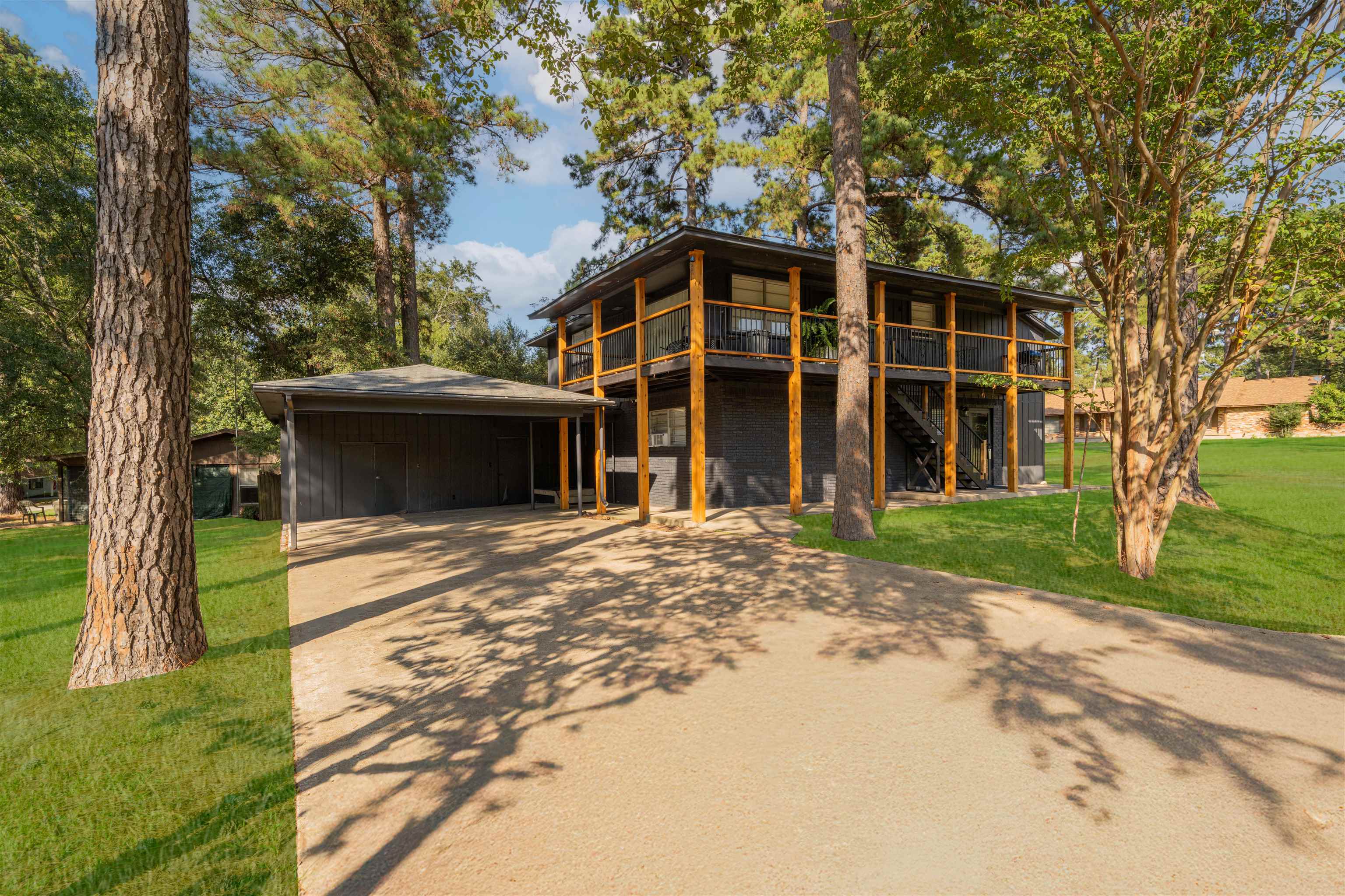 340 Tanglewood Cir — photo