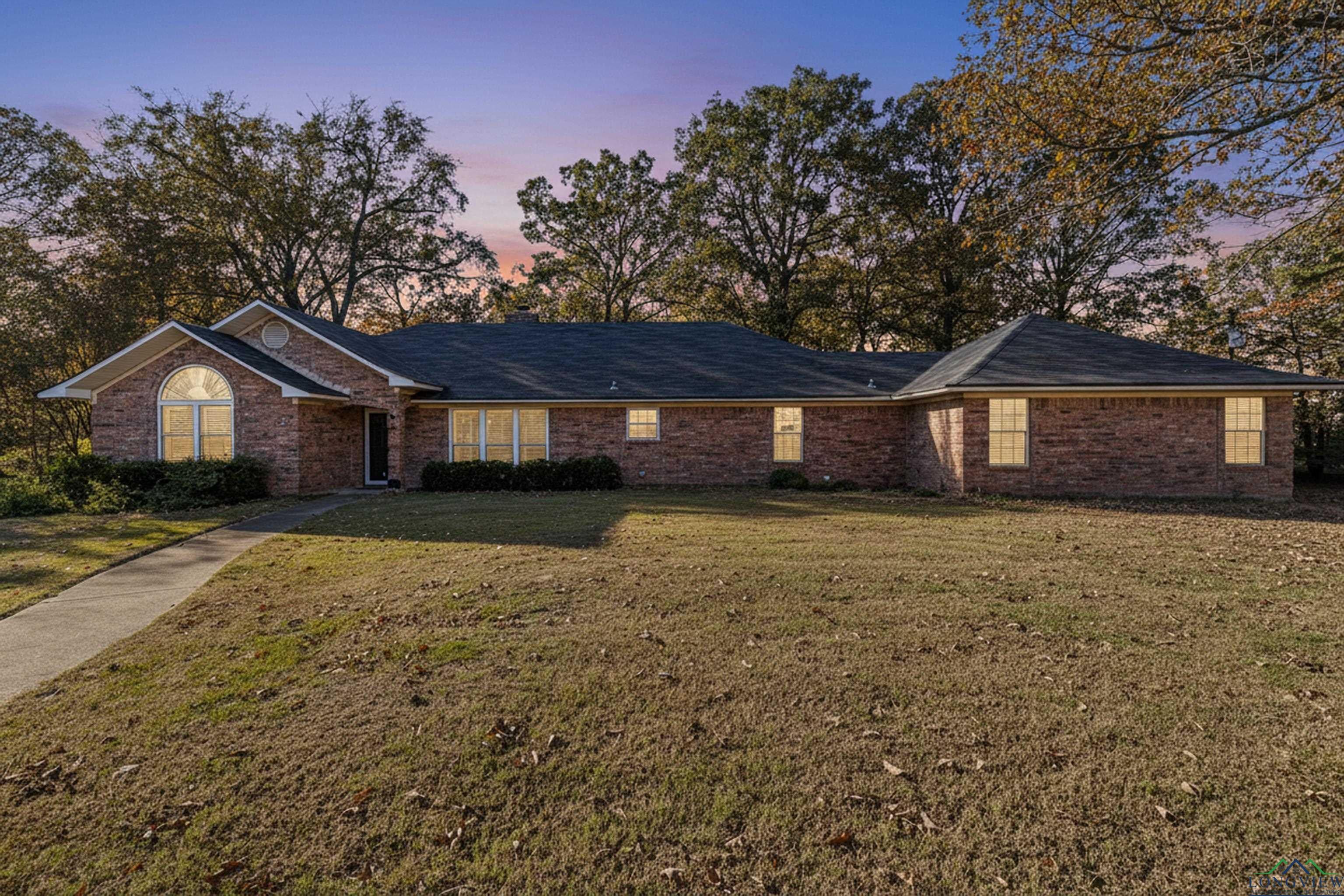 16 Pr (Private Road) 52365 — photo