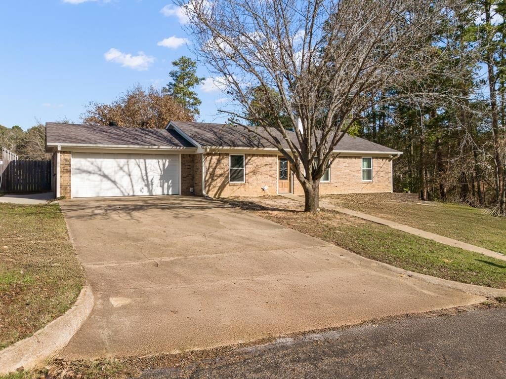 3741 TeriLynn Drive — photo